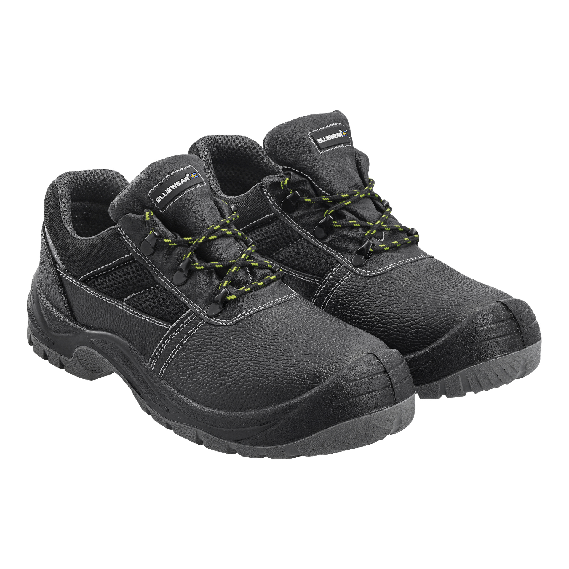 Para butów Bluewear Safety Paterson, z czarną fakturą cholewką, wzmocnionymi czubkami, zielono-czarnymi sznurowadłami oraz wyraźnym białym przeszyciem, ustawione obok siebie.