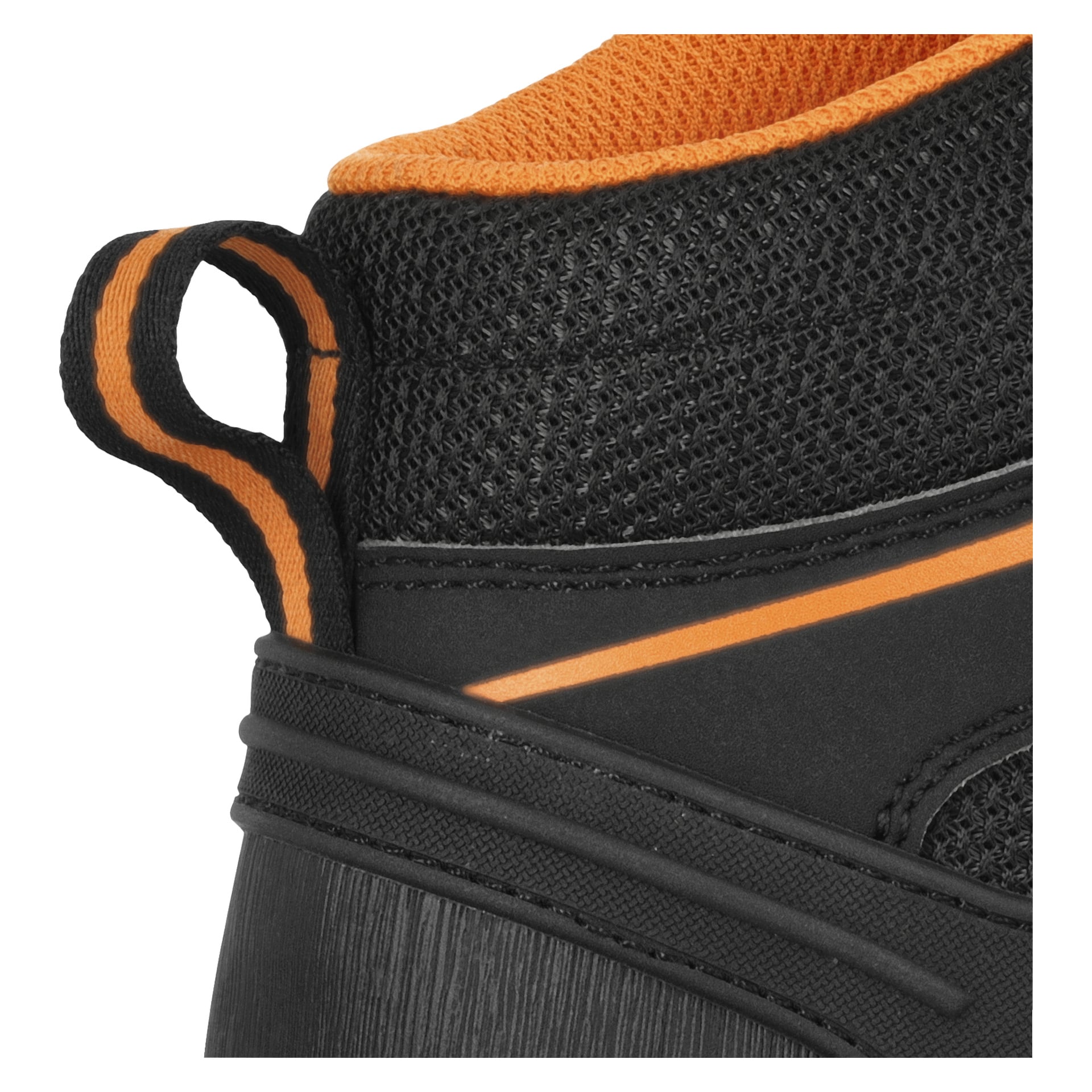 Detaljerad vy av Bluewear Pro Workwear säkerhetsstövlars häl med snabbsnörning Phoenix-design, som visar en svart mesh-överdel med texturerade mönster, orange innerfoder, en orange och svart dragflik samt lutande gummidetaljer.