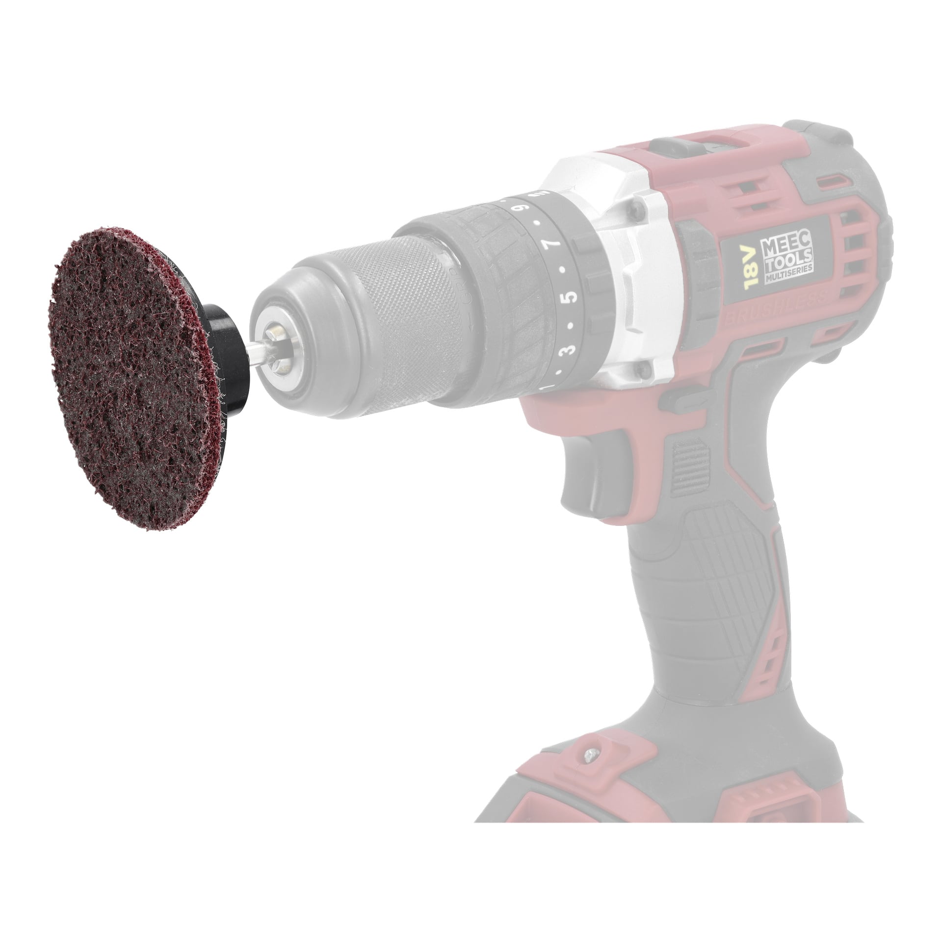 En 5-paknings Meec Tools slipeskive er koblet til en svart adapter på en elektrisk drill, med skarp fokus på den røde skivekontakten.