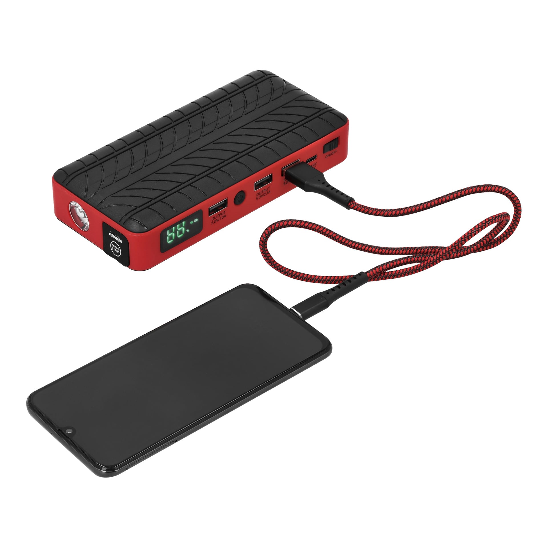 En svart og rød Hamron Jump Starter powerbank med digital skjerm, lommelykt, porter og en kabel som kobler til en smarttelefon.