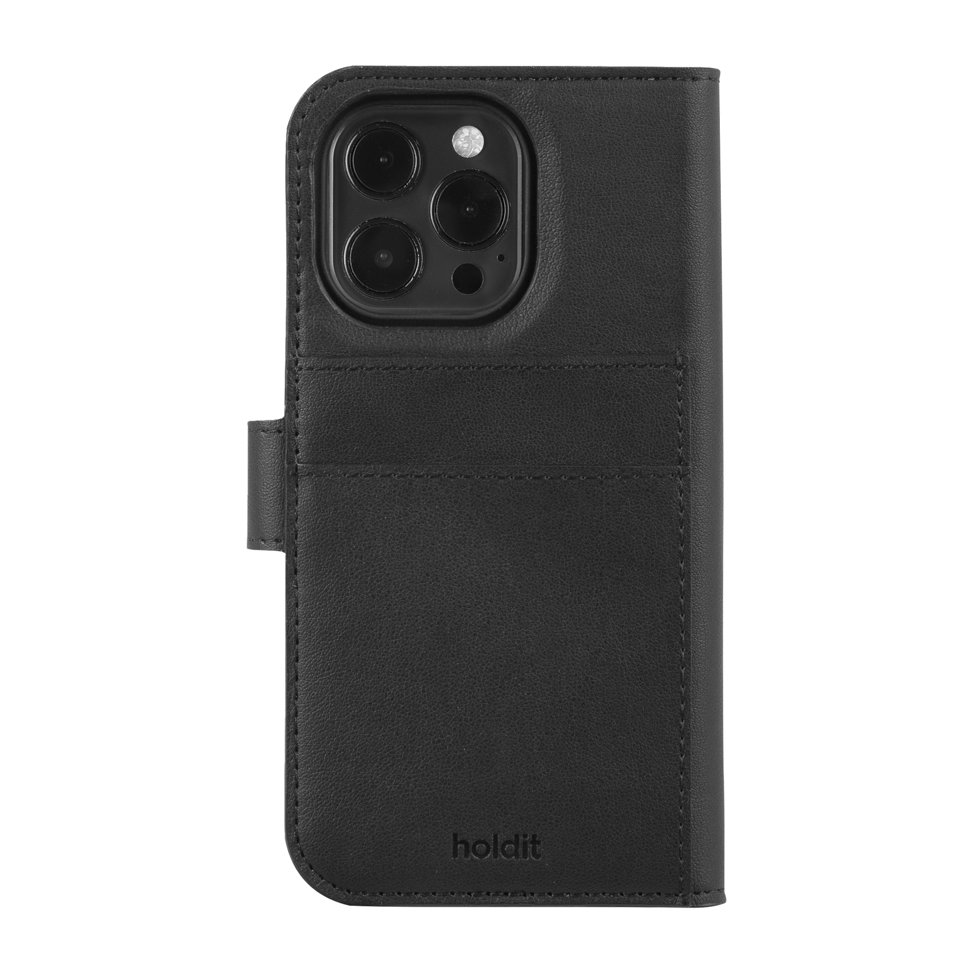 Svart plånboksliknande iPhone 16 Pro Max-fodral med två bakre kortplatser, en kamerautskärning och en präglad Holdit-logotyp längst ner.