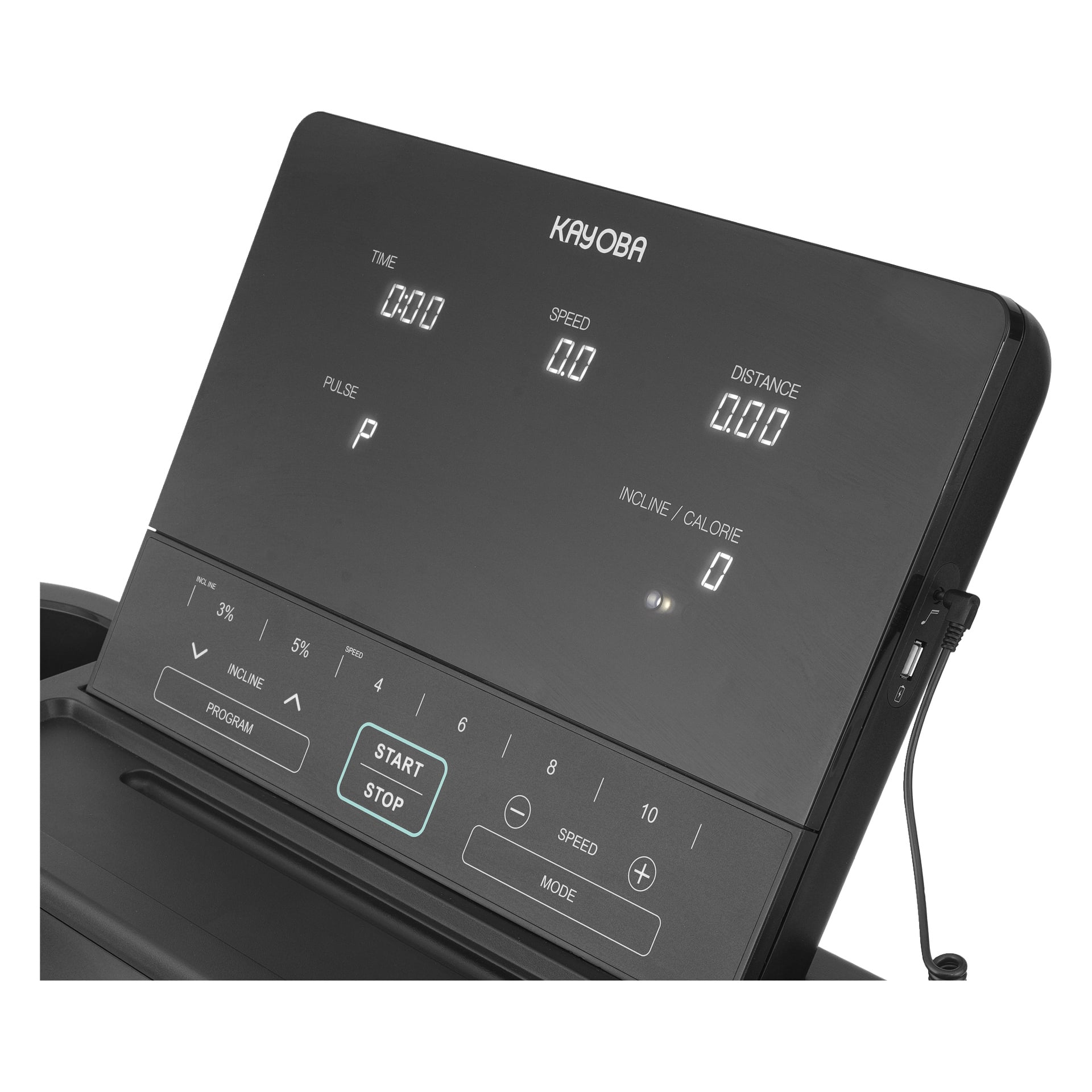 Närbild av Kayoba Treadmills kontrollpanel som visar digitala avläsningar för tid, hastighet, distans, puls, lutning, kalorier och knappar.