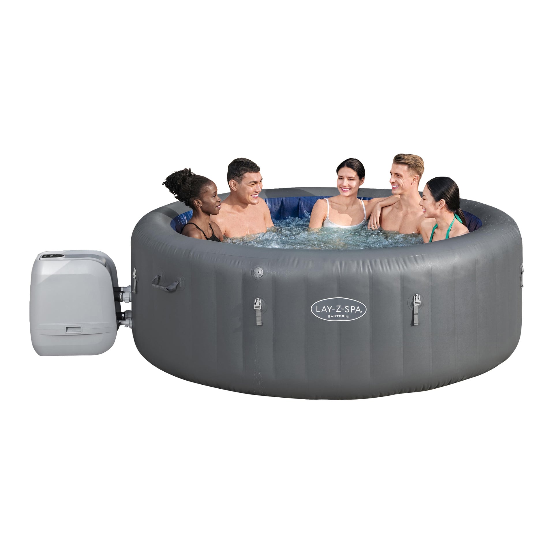 Fem personer i badedrakt slapper av og smiler i et rundt, grått LAY-Z-SPA Santorini Max Hold boblebad med ekstern kontrollenhet.