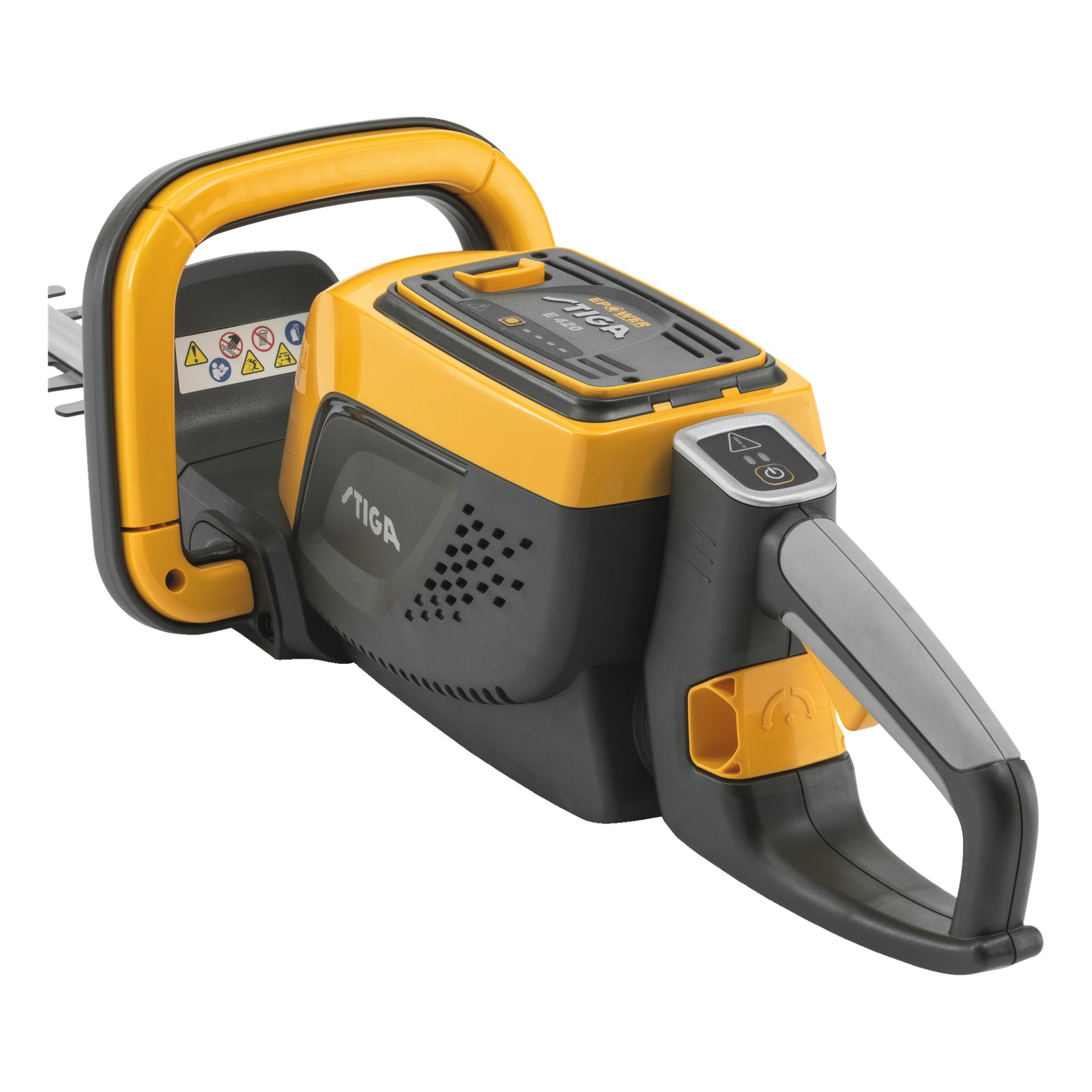 Närbild på Stiga HT 500e Kit, en gul och svart sladdlös häcksax med ergonomiska handtag, strömknapp och säkerhetsklistermärken.