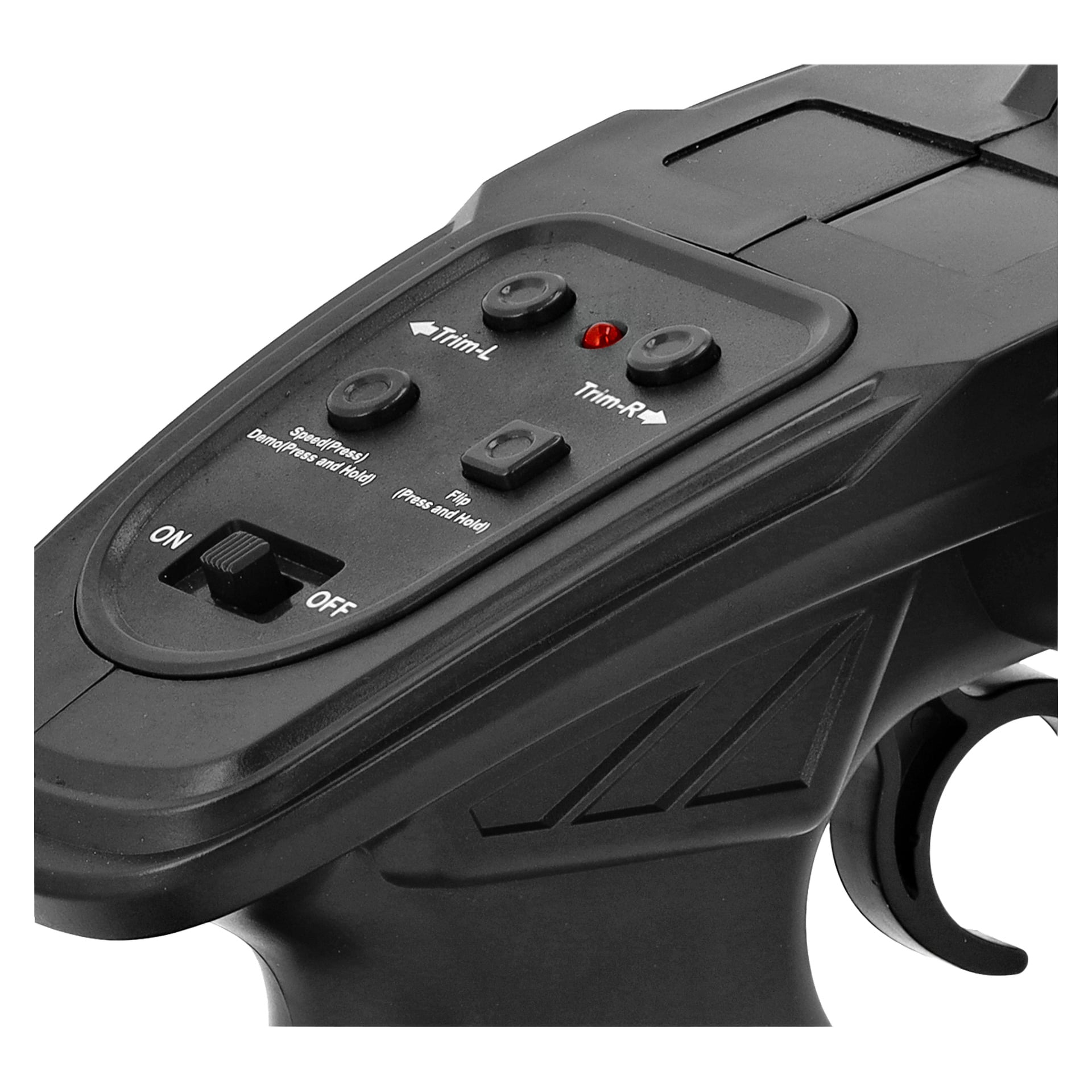 Närbild på en svart Kayoba RC-båtsfjärrkontroll med Trim L, Trim R, Speed/Mode-knappar, ON/OFF-strömbrytare och höger avtryckare.
