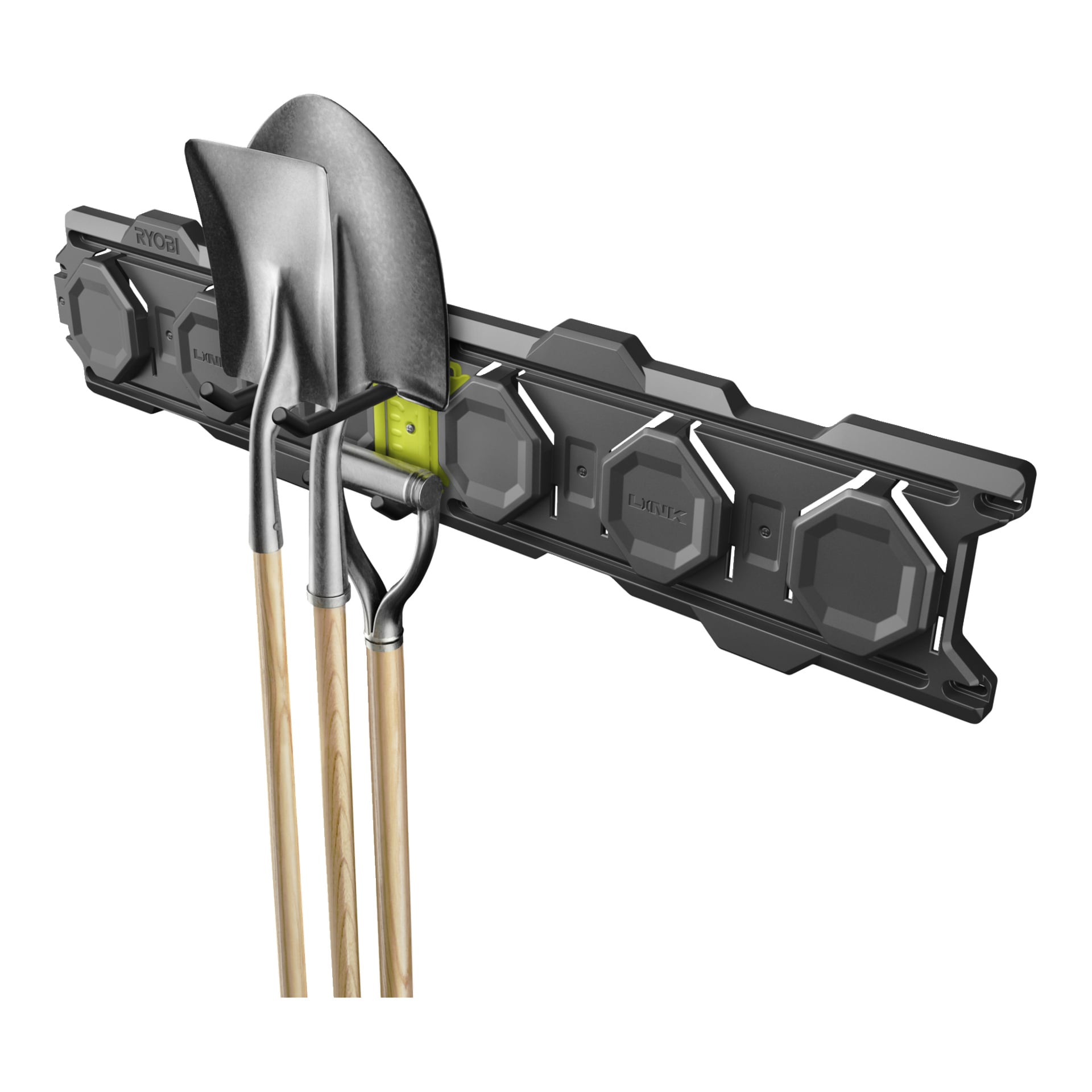 Black Ryobi Double Hook LINK RSLW810 organisatör på väggen, fyra fack som rymmer två spadar och en kratta med trähandtag.