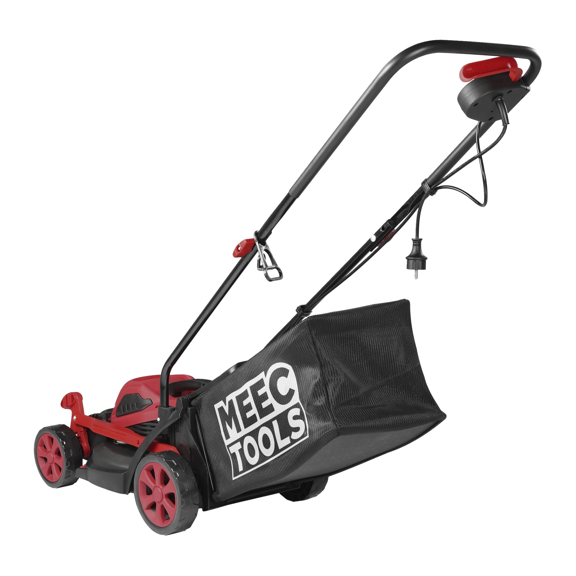 Kosiarka Meec Tools Power ma czerwono-czarną plastikową konstrukcję, cztery koła, uchwyt z przewodem zasilającym oraz worek na trawę.