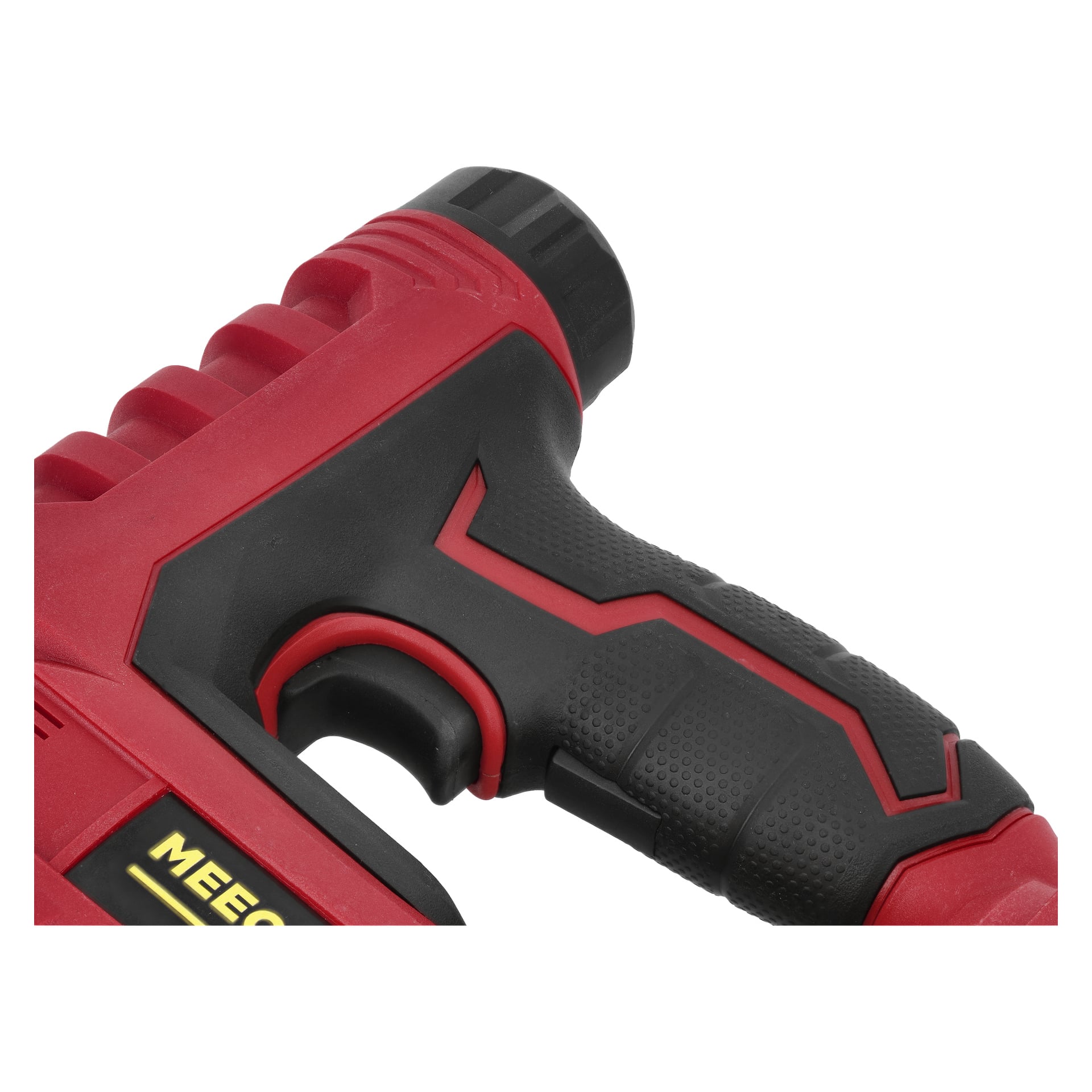 Detalj av handtaget och avtryckaren på en röd och svart Meec Tools Multiseries batterihäftpistol, som visar dess texturerade grepp och etikett.