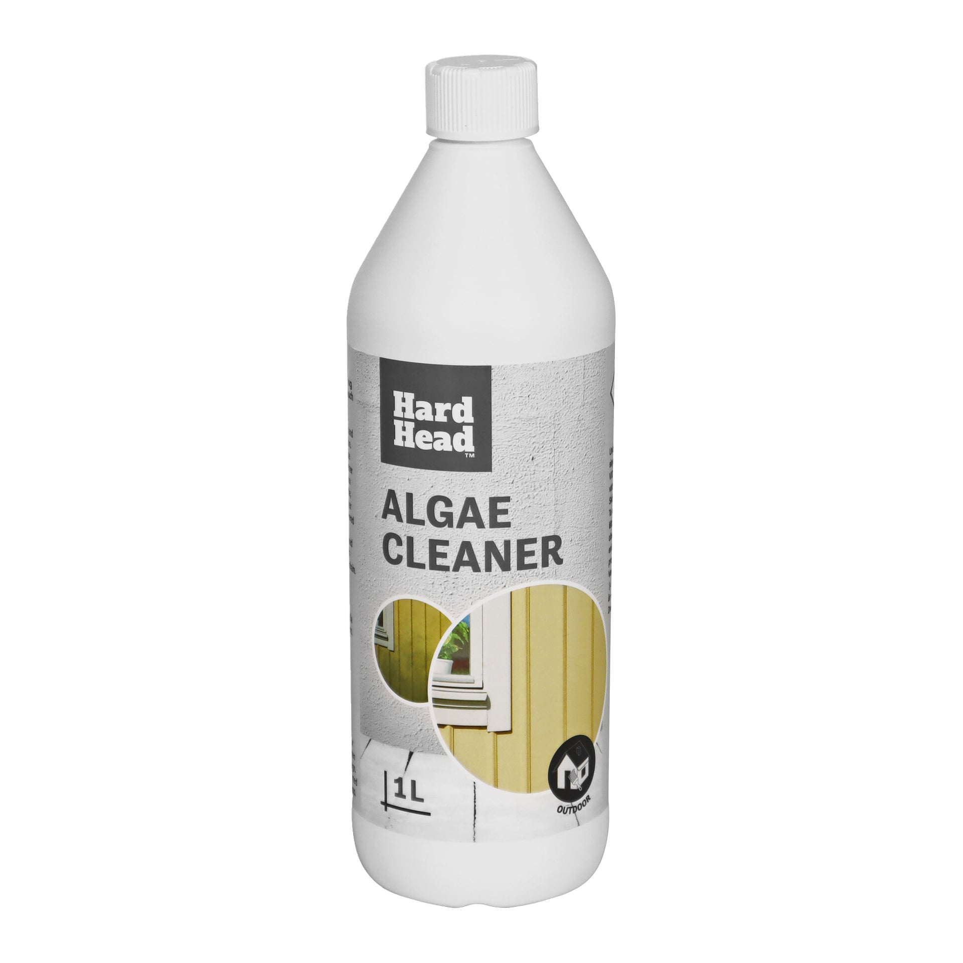 En vit 1L Hard Head Algae Cleaner-flaska med vit kork, som visar dess namn, ett fläckfritt utomhusfoto på väggen och utomhusikoner.