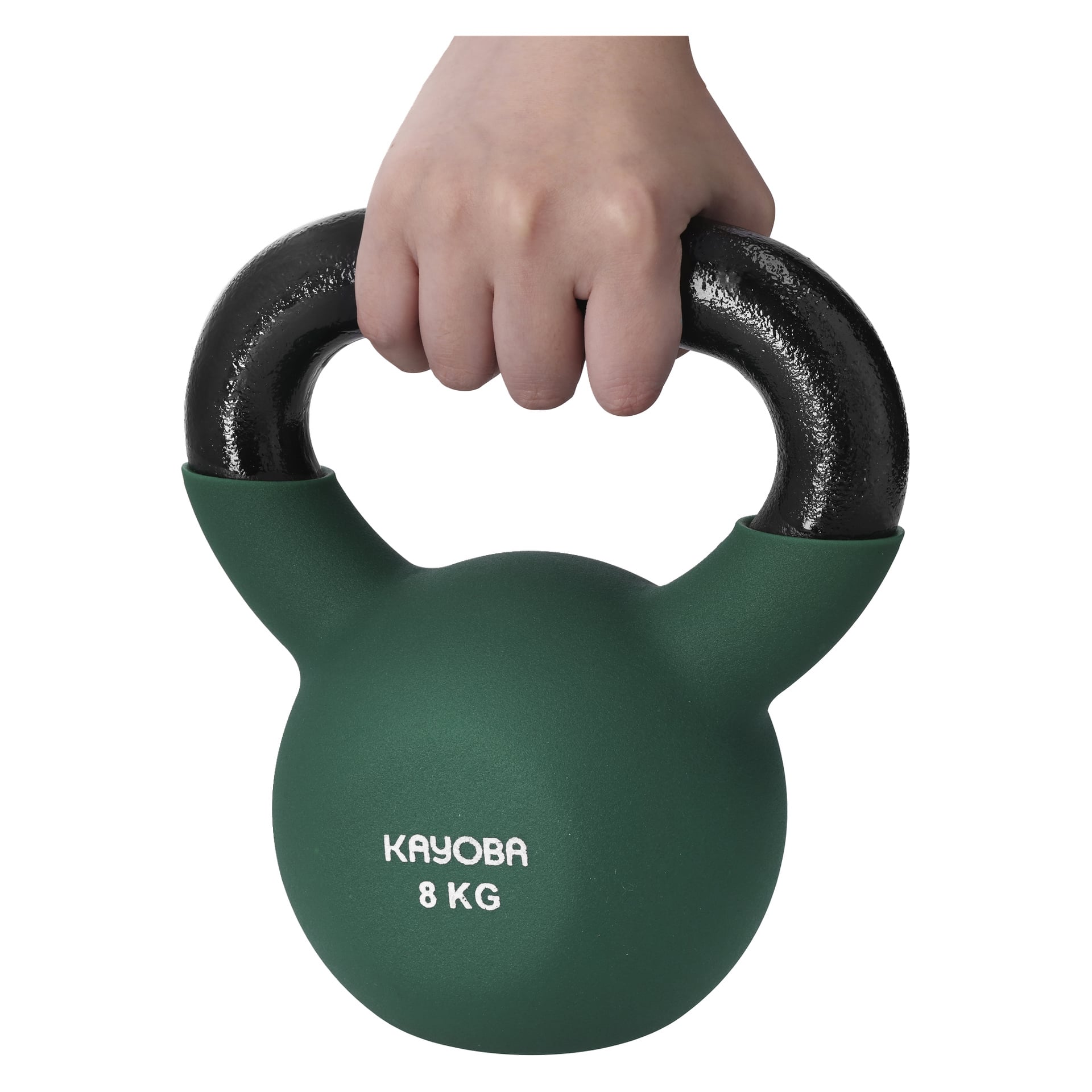 Käsi pitää kiinni vihreän Kayoba-kahvakuulan kahvasta, jossa on mustia yksityiskohtia, ja jossa lukee valkoisilla kirjaimilla "Kayoba 8 KG".
