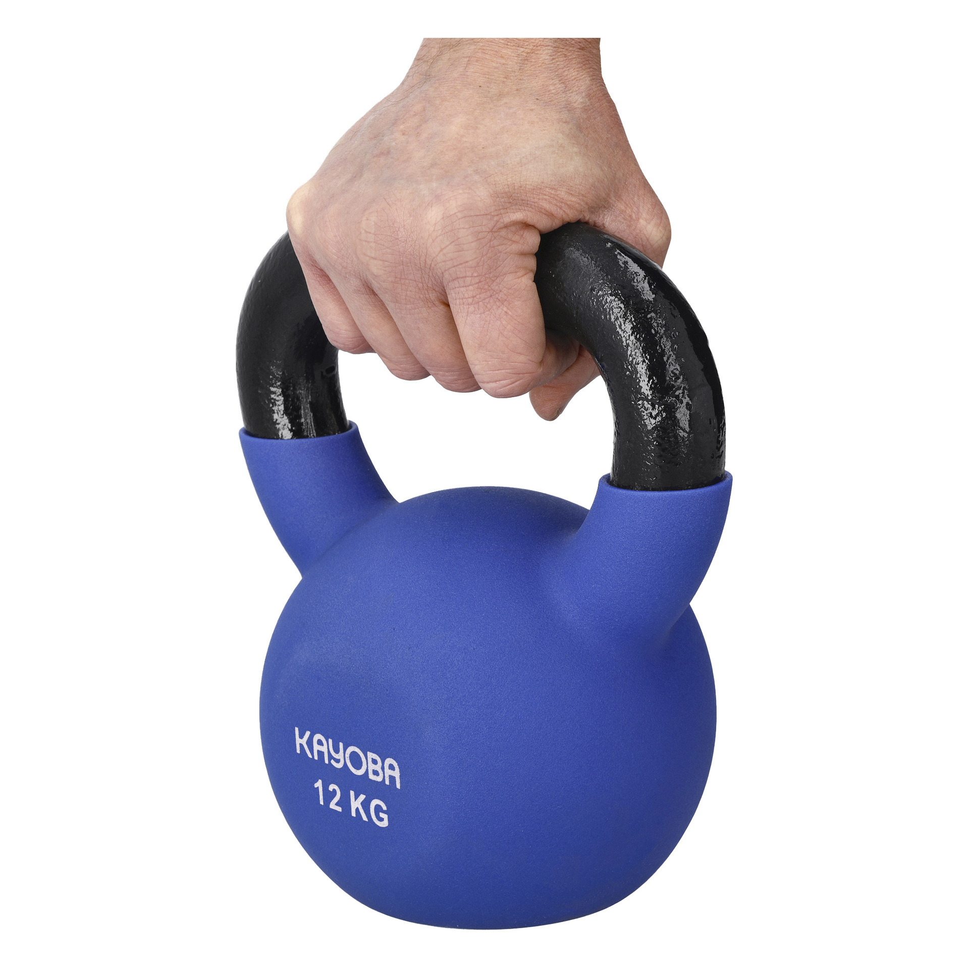 Käsi pitää kiinni mustasta kahvakuulan kahvasta, jossa lukee KAYOBA 12 KG.