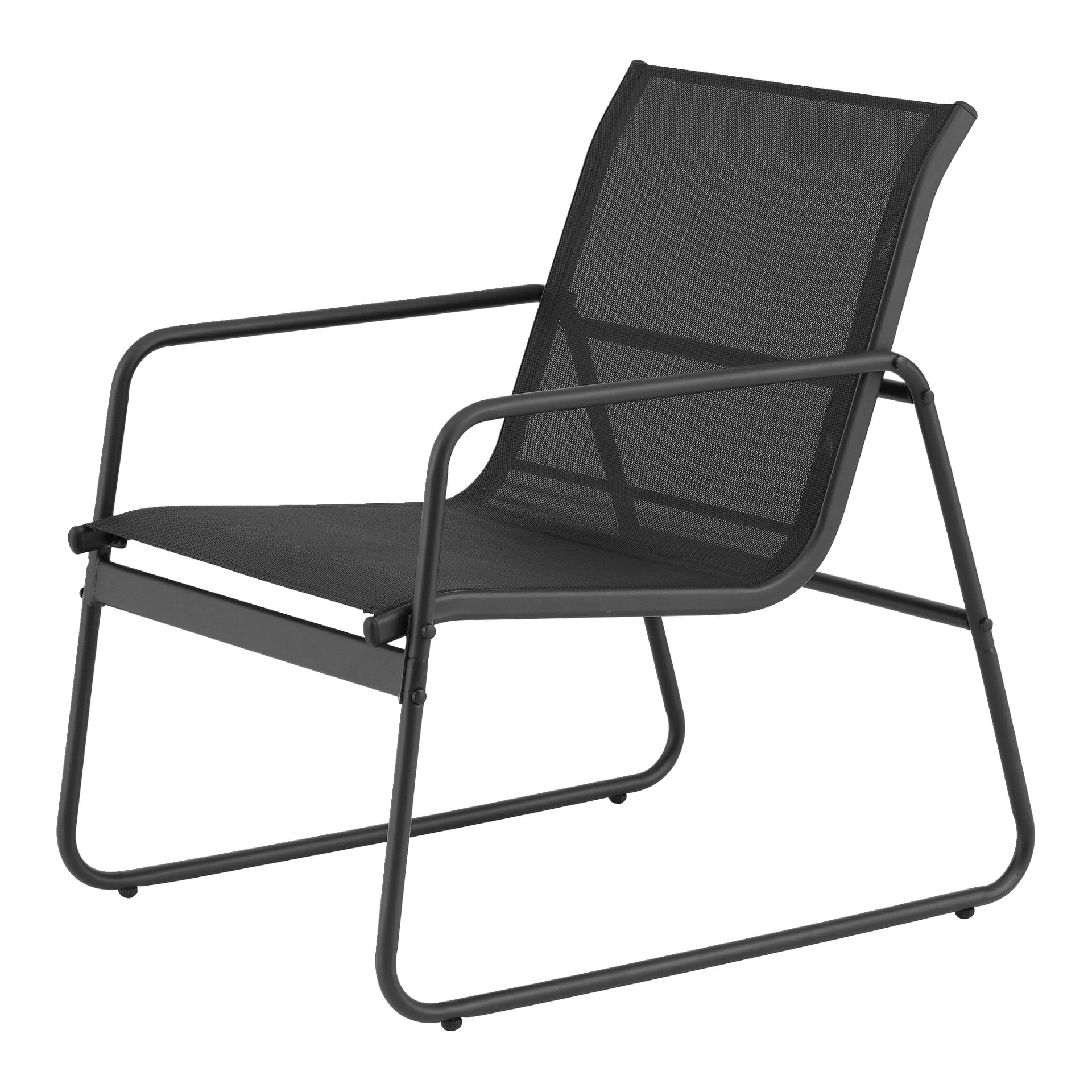 Firedelte EKVIP Furniture sett med solstoler med svarte metallrammer, seter og ryggstøtter i netting, skrå ben og armlener.