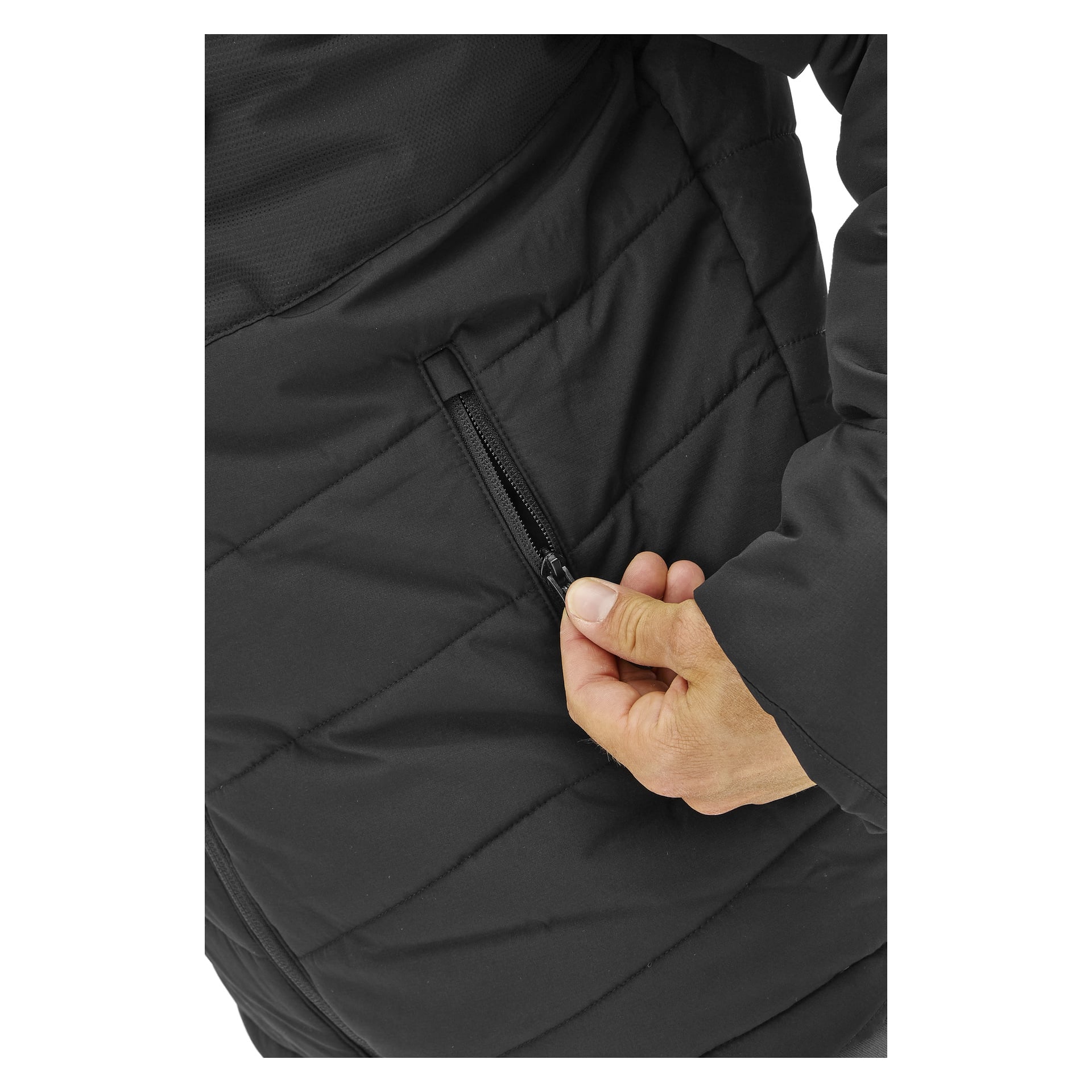 Någon drar ner en liten sidoficka på Bluewear Folke herrjackan och visar det svarta vadderade materialet.
