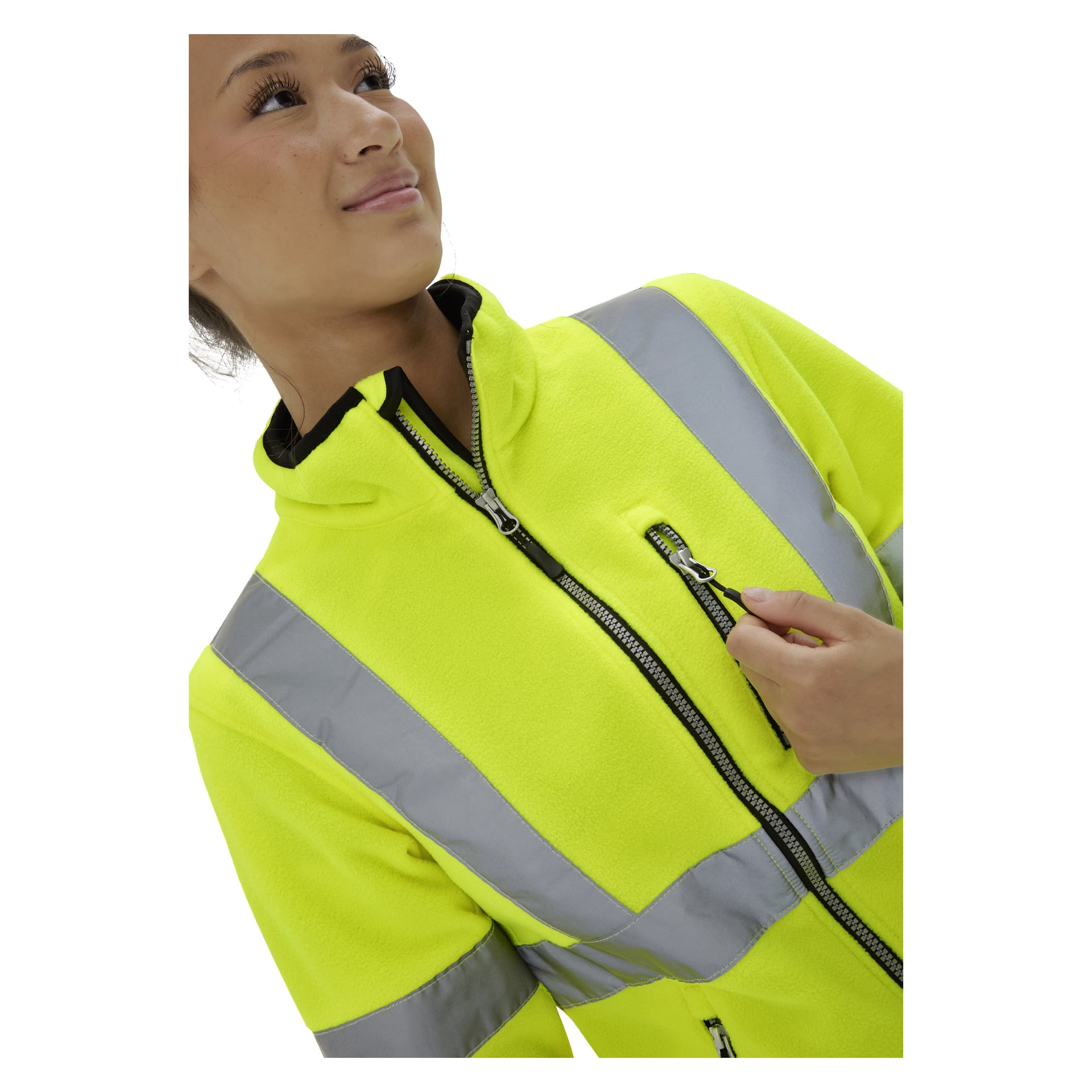En person i en knallgul Bluewear Dames Hi-Vis fleecejacka med grå reflekterande ränder öppnar bröstfickan.