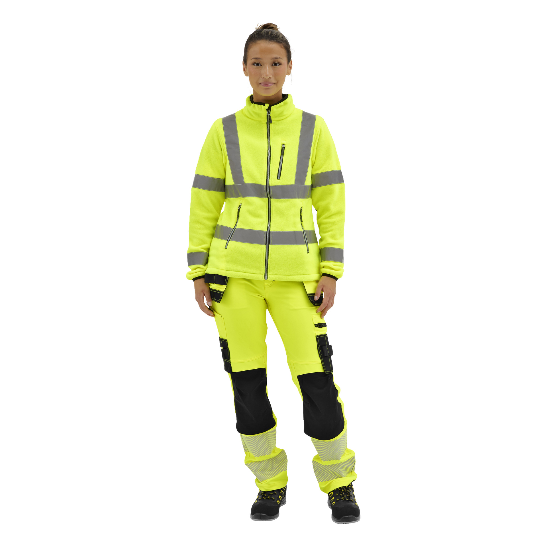 En person står vänd framåt, bär en gul Bluewear Ladies hi-Vis fleecejacka med reflekterande remsor, svarta lappar och svarta arbetsskor.