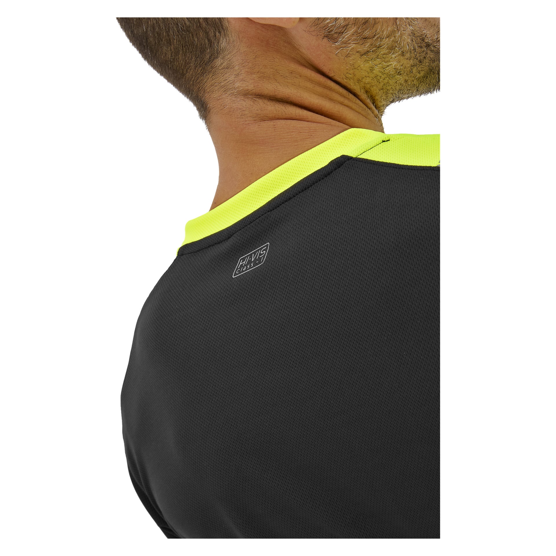 Nahaufnahme von Hals und Schulter einer Person in einem Blackwear-Laval-Hi-Vis-Hemd mit gelbem Kragen, mit der Aufschrift "BNVS 8825" nahe dem Ausschnitt.