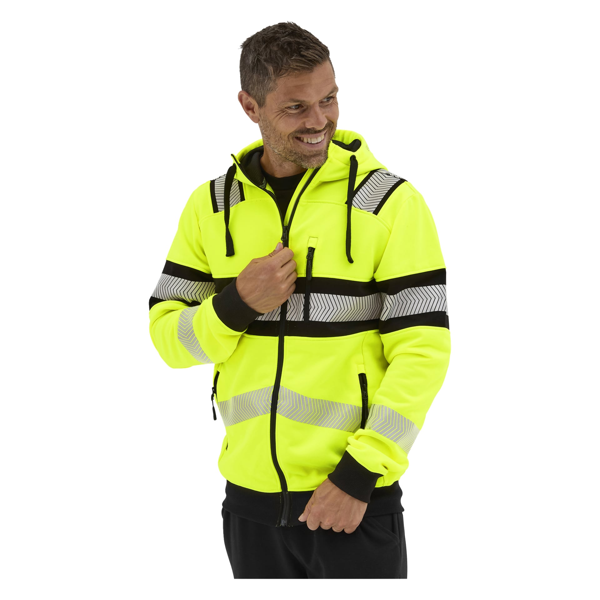 En leende man i en neongul Bluewear Chambley hi-vis-hoodie med svarta detaljer, reflektorer, dragkedja framtill och fickor som håller dragkedjan.