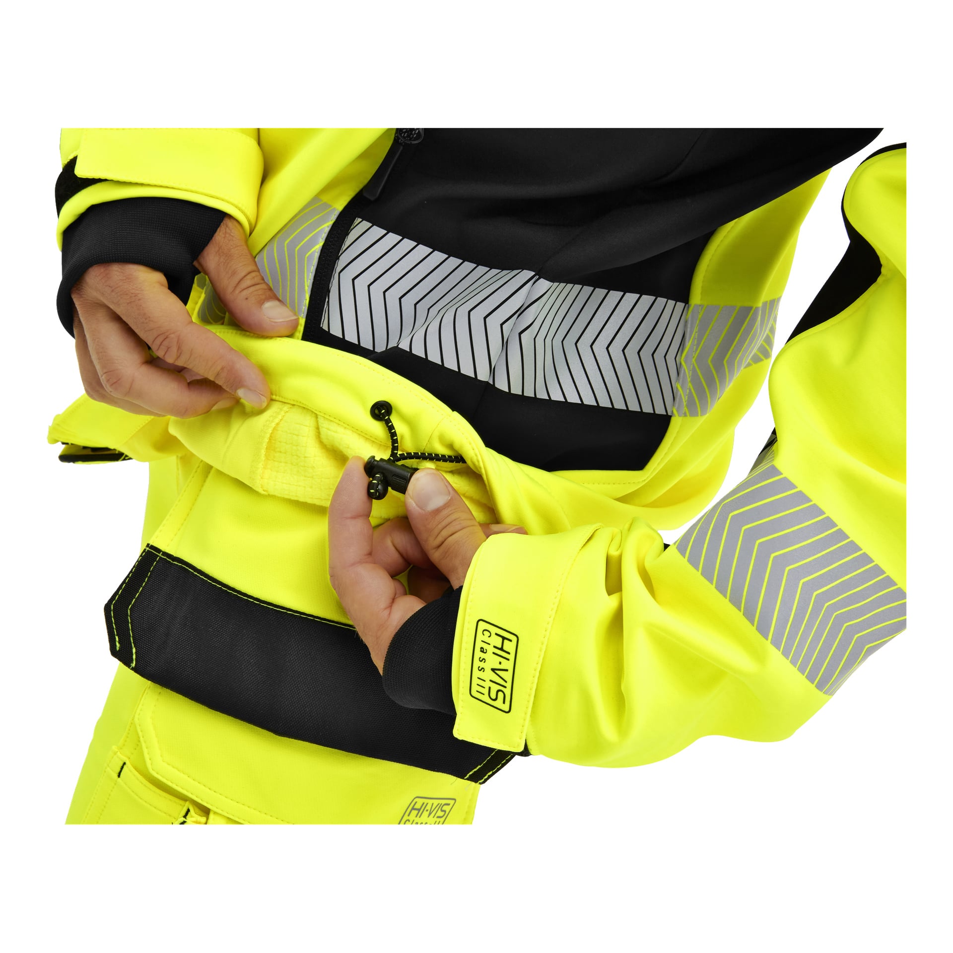 Man drar åt midjebandet på en Bluewear Hi-Vis Kingston-jacka med gult tyg, svarta detaljer och reflekterande ränder.