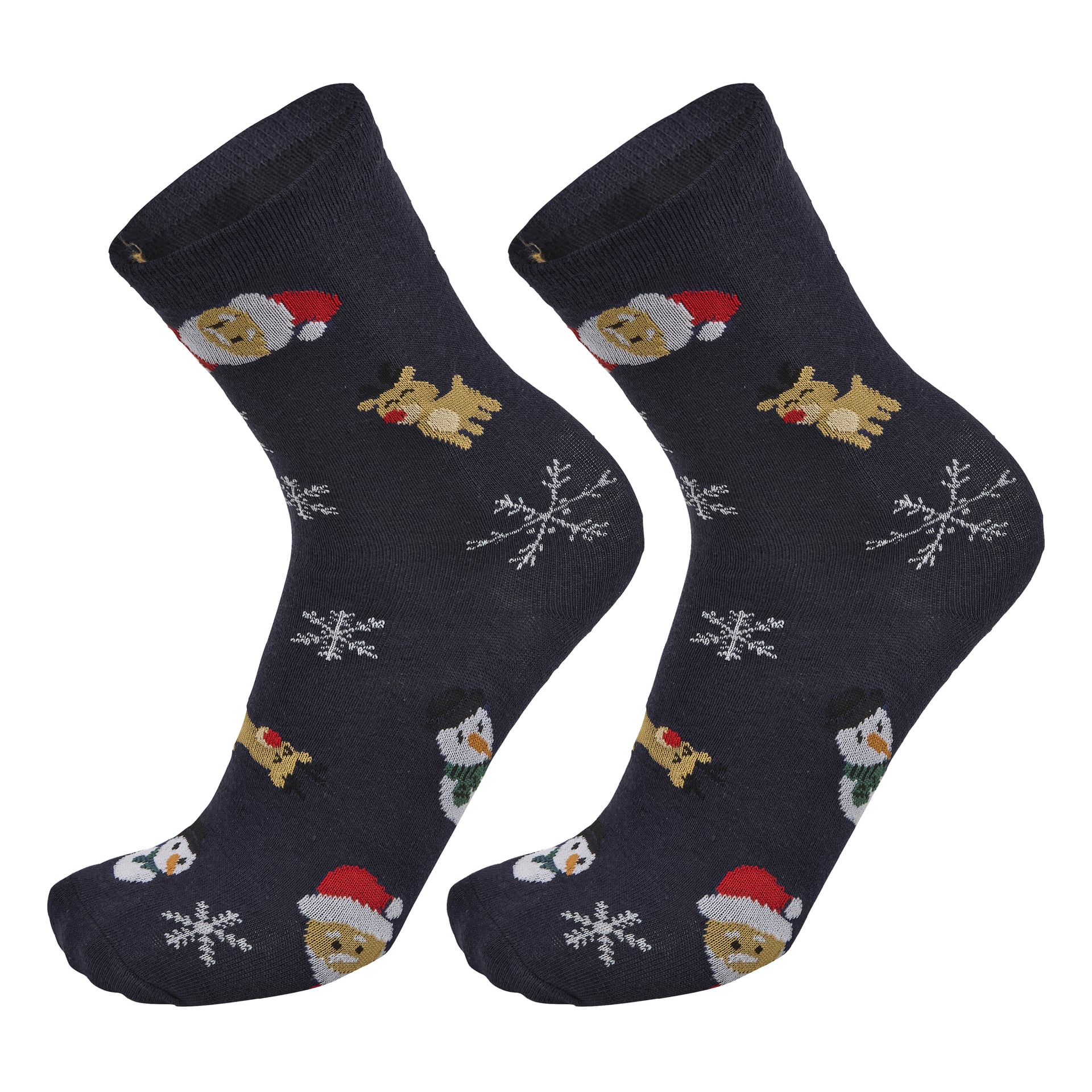 Ett par mörkblå strumpor med julmotiv, bl.a. snöflingor, nallar med tomteluvor, snögubbar med halsdukar och renar. Mönstret upprepas över hela strumporna.