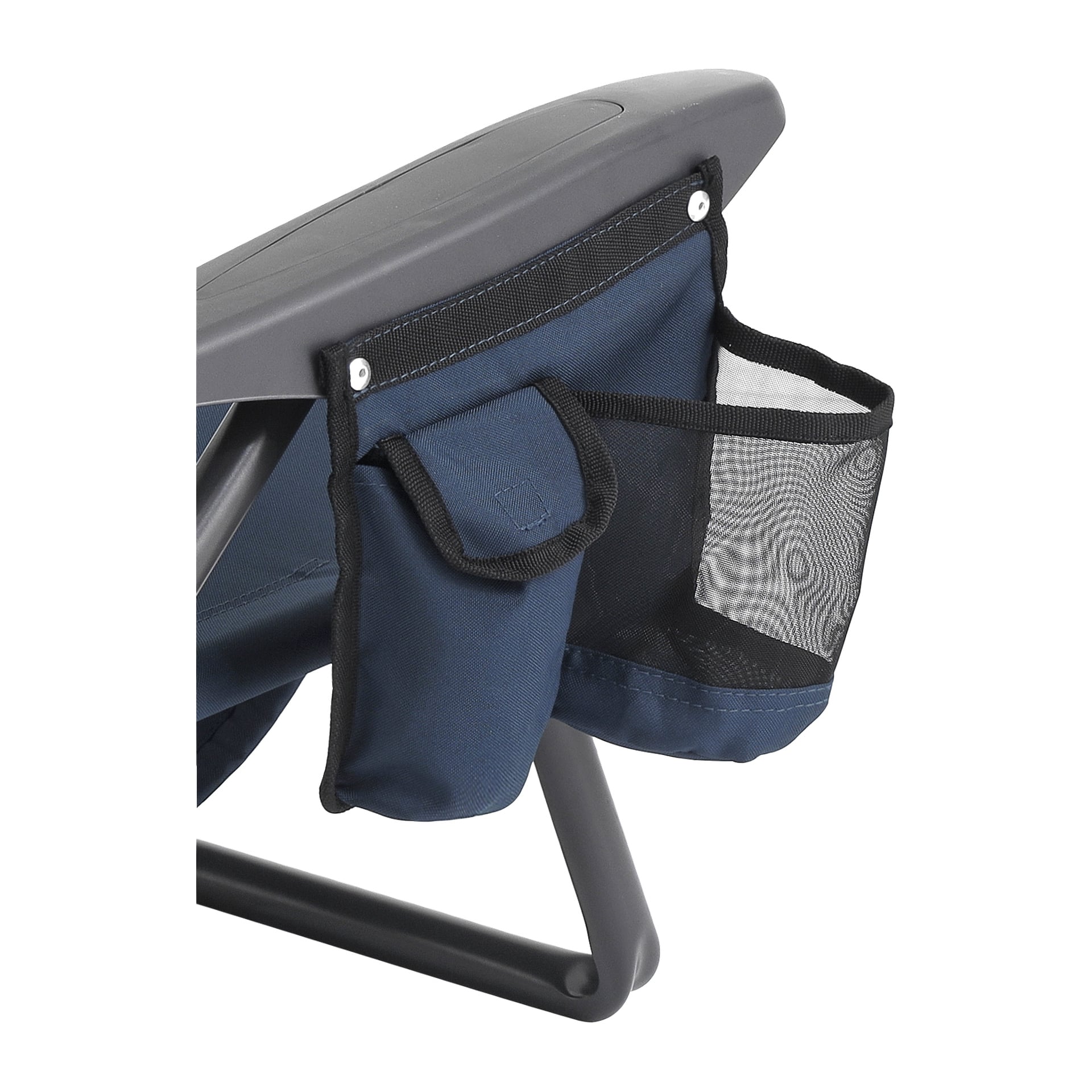 Kayoba Klappstuhl-Armlehne mit einem dunkelblauen und schwarzen Organizer, ausgestattet mit einer Klappentasche und einer Netztasche.