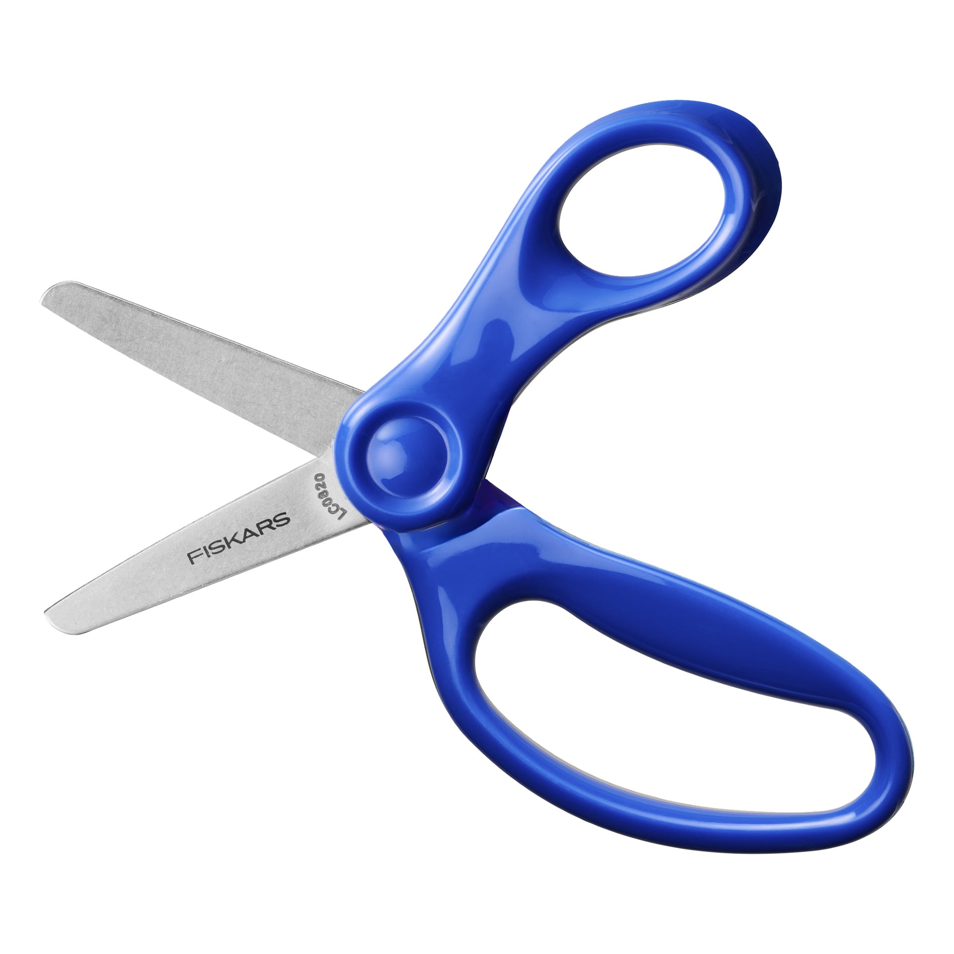 Fiskars saks med stumpe metallblader og romslige blå plasthåndtak, bygget for sikkerhet og komfortabel bruk.