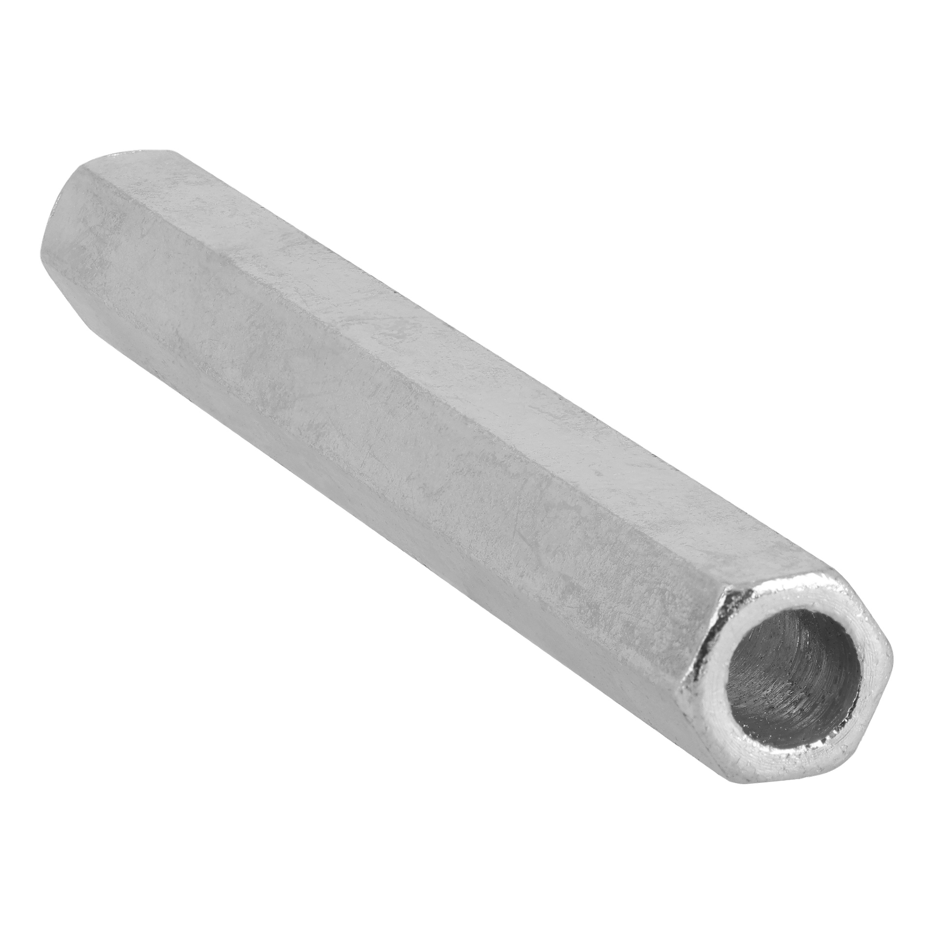 Et sekskantet avstandsstykke i metall med en hul kjerne, som brukes til å skille og støtte komponenter.