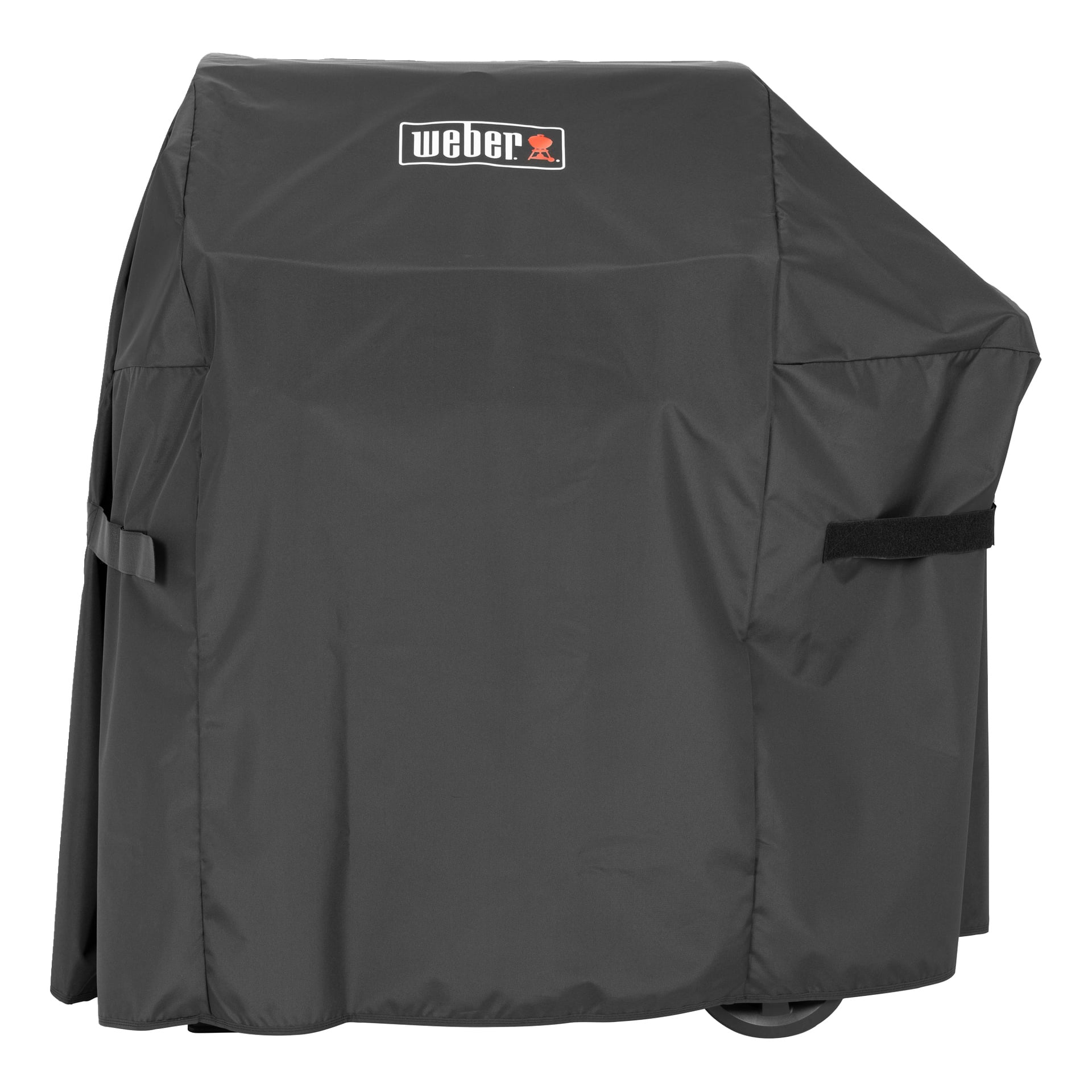 Eine schwarze Weber-Grillabdeckung mit Seitenriemen und einem mittleren Logo oben sitzt eng über einem Grill und zeigt leichte Falten.