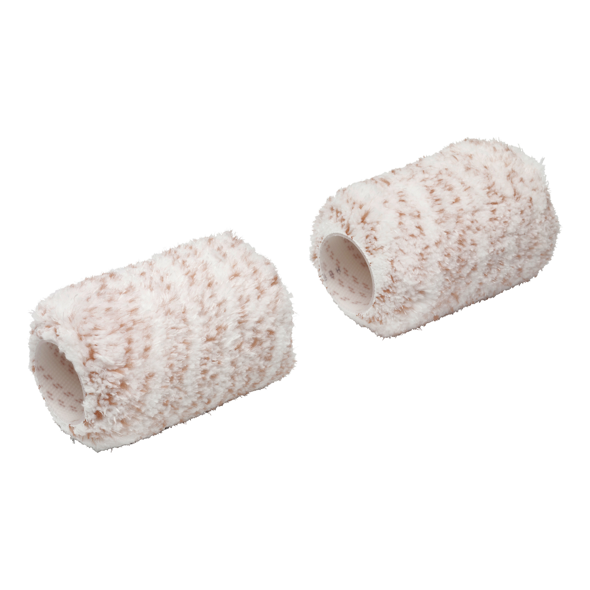 To sylindriske malingsrulledeksler med fluffy hvitt og lysebrunt flekkete stoff, hver med en hul plastkjerne.