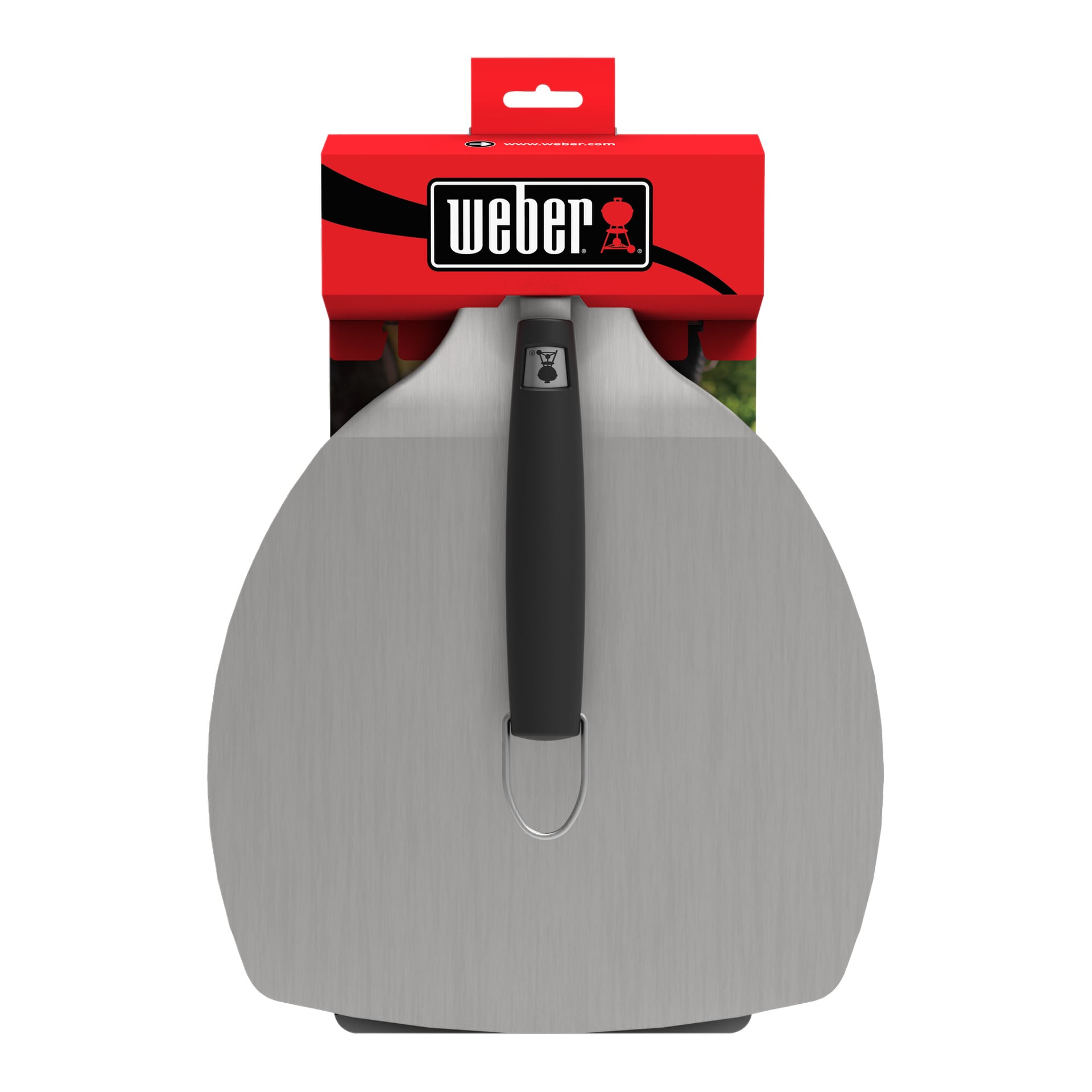Ett rostfritt stål-pizzaskal med svart handtag i röd och svart förpackning med Weber-loggan högst upp.