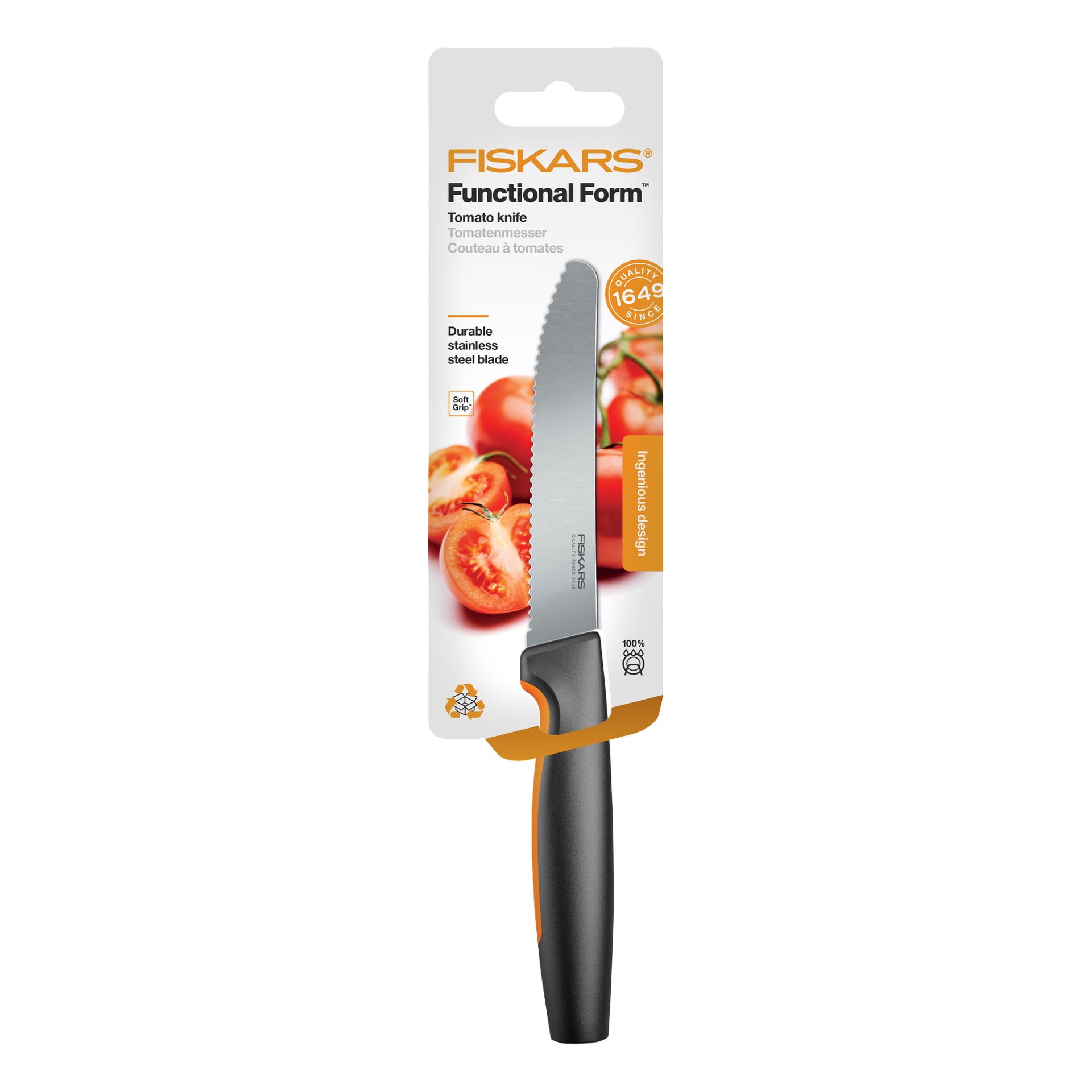 Nóż do pomidorów Fiskars Functional Form w opakowaniu, z czarną rękojeścią, pomarańczowym akcentem, ząbkowanym ostrzem i pokrojonymi pomidorami, jak pokazano.