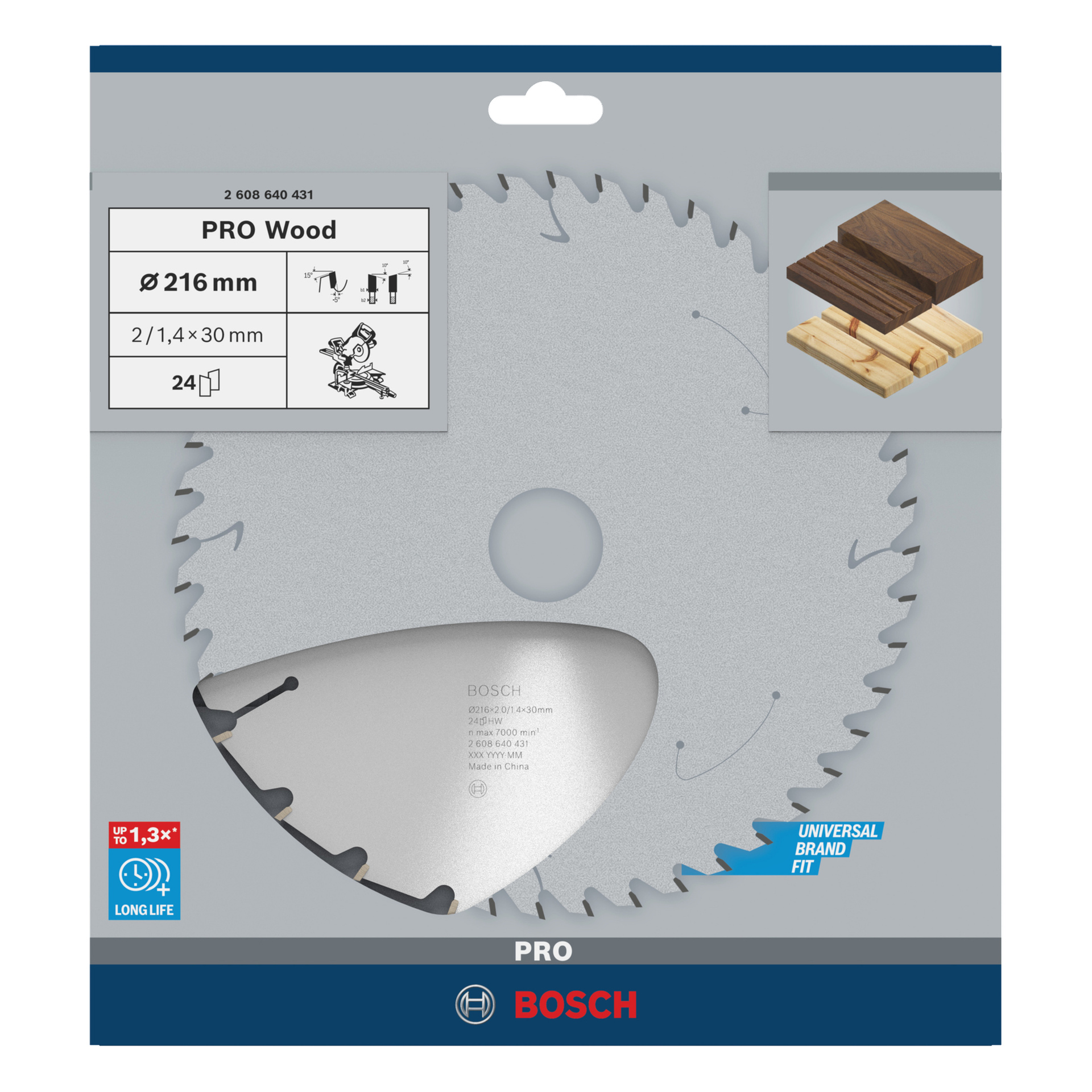 Bosch PRO Wood rundsagblad, 24 tenner, 216 mm diameter, 30 mm boring i emballasjen som viser bladet og tresnittseksemplarer.