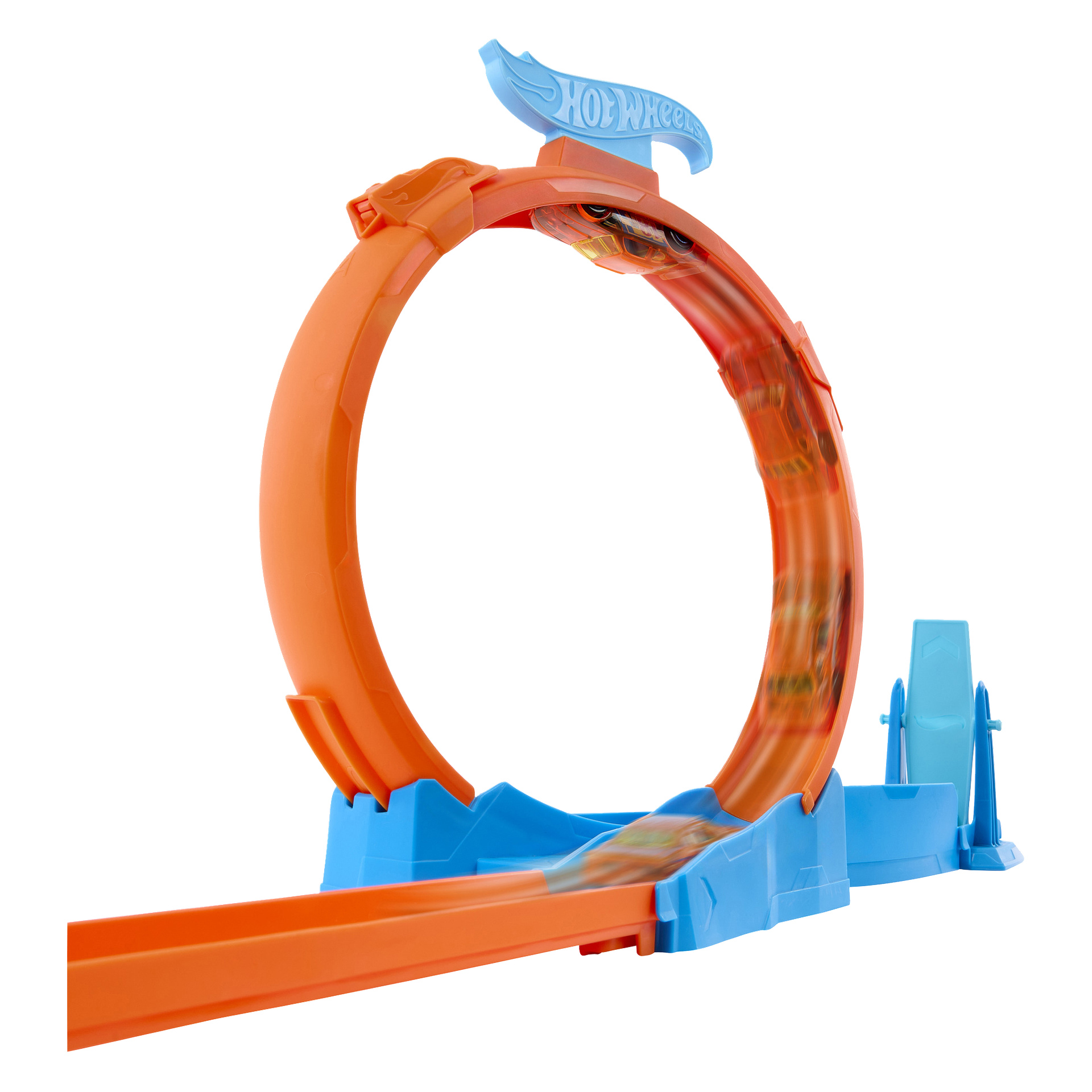 Pomarańczowo-niebieski tor Hot Wheels ma pętlę i wyrzutnię, a w pętli pędzi zabawkowy samochód pod logo Hot Wheels.