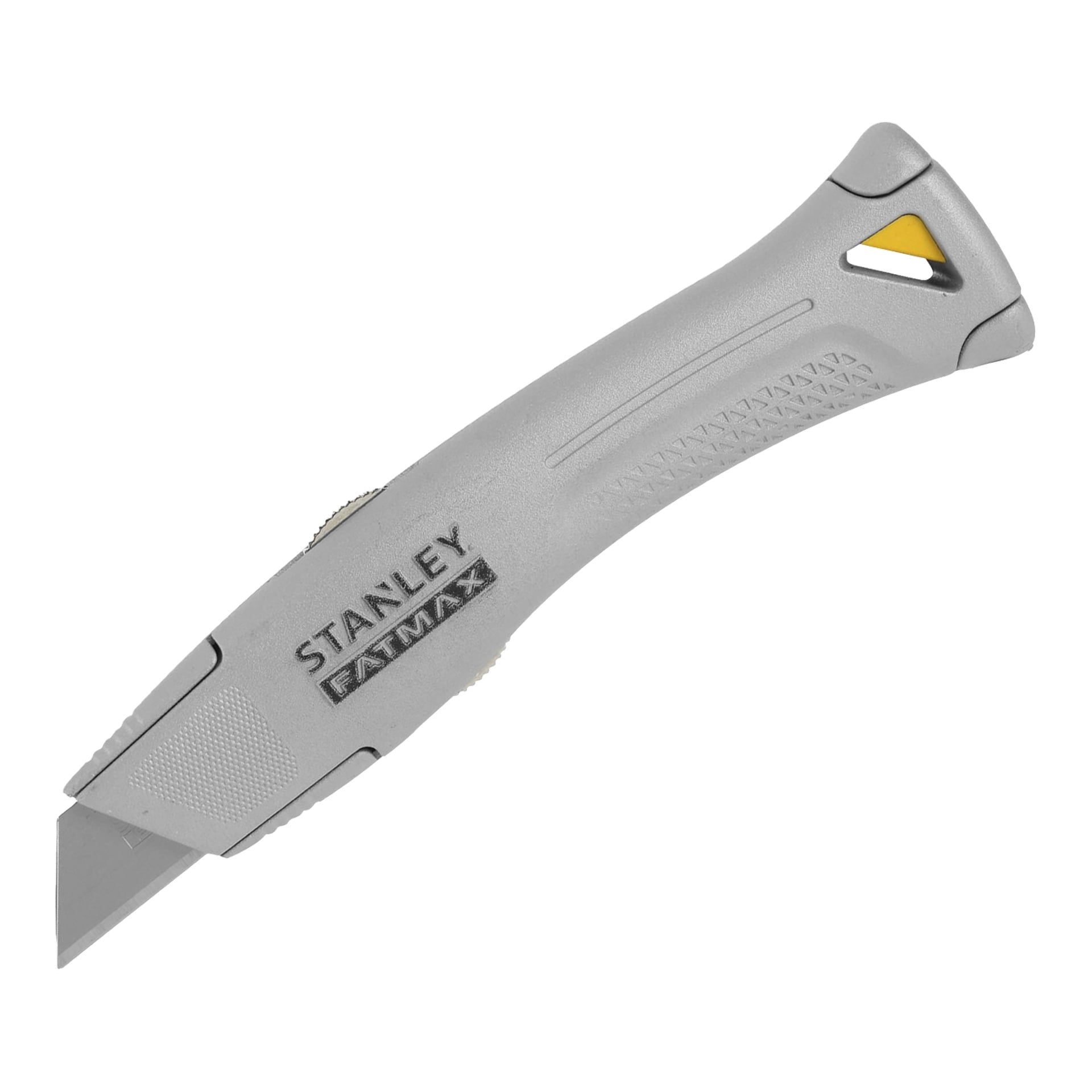 En silverfärgad Stanley FatMax brukskniv med infällbar kniv, texturerat grepp och gul triangulär accent nära handtagets ände.