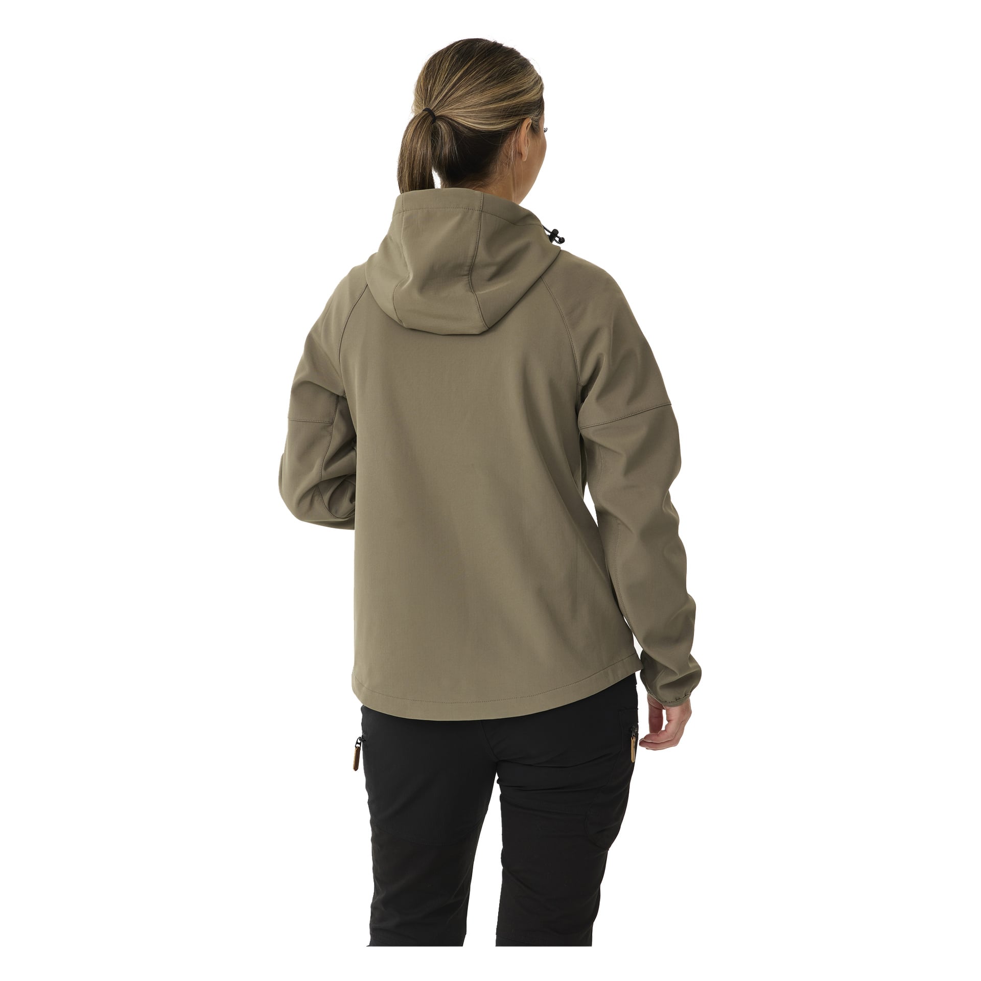 Von hinten ist eine Person mit hellbraunem Haar in einem Pferdeschwanz zu sehen, die die Kayoba Outdoor Women's beige, fleecegefütterte Softshell-Jacke Hede und schwarze Hosen trägt.