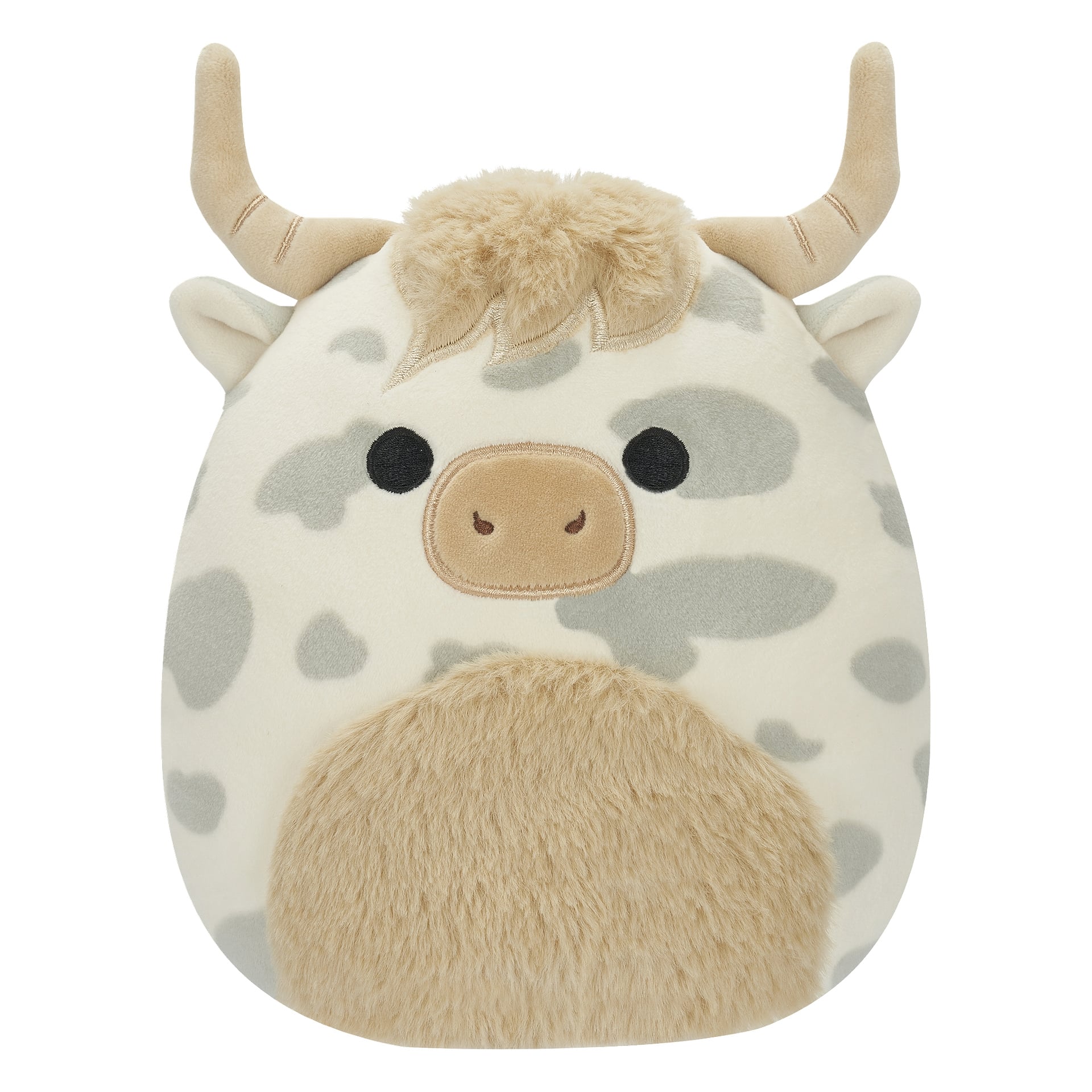 Superpehmeä Squishmallows-pehmolelu, joka on lehmän muotoinen, ruskeat sarvet, vaaleanruskea karvatupsu päässä, beige kuono, harmaat täplät ympäri kehoa, pienet korvat ja iso pörröinen beige laikku vatsan päällä.