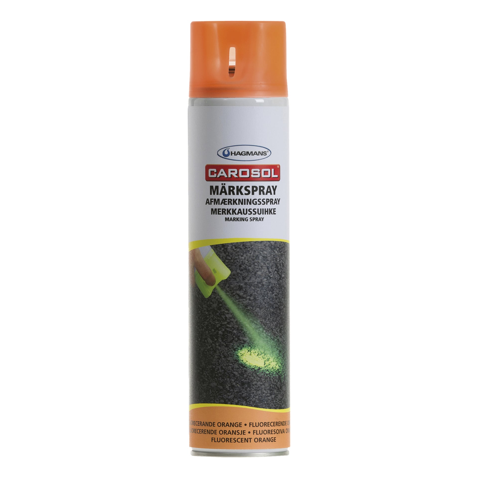 En boks Hagmans Markeringsspray med oransje kork og tekst som indikerer at den er fluorescerende oransje. Boksen viser et bilde som viser fluorescerende oransje spray påført asfalt.