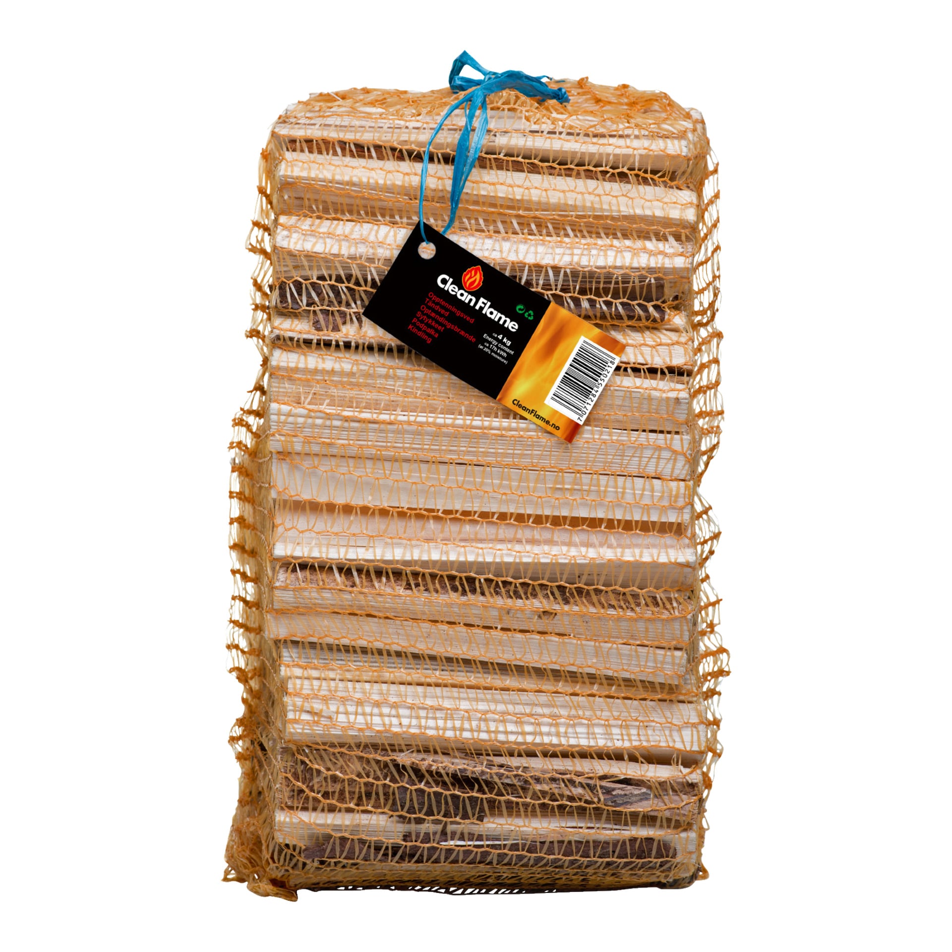 En nätförsedd orange påse med staplad Cleanflame Kindling-ved, stängd upptill med en blå slips. Framsidan av väskan har en svart etikett med orange och gula detaljer.