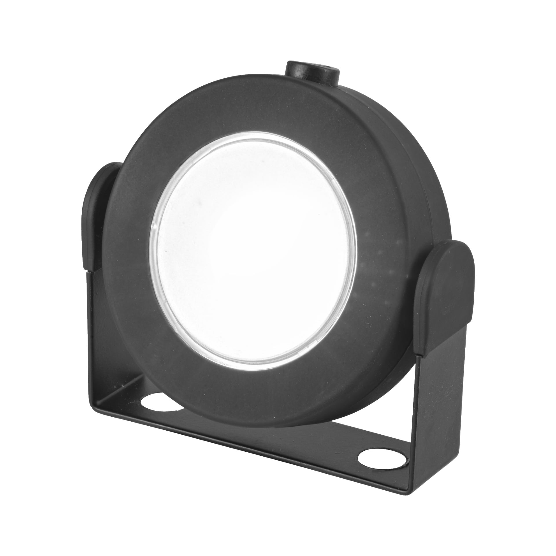 En rund, svart LED-arbetslampa från Anslut med vit mitt, fäst vid ett svart metallfäste med två hål vid basen för montering. Armaturen är lutad något uppåt.