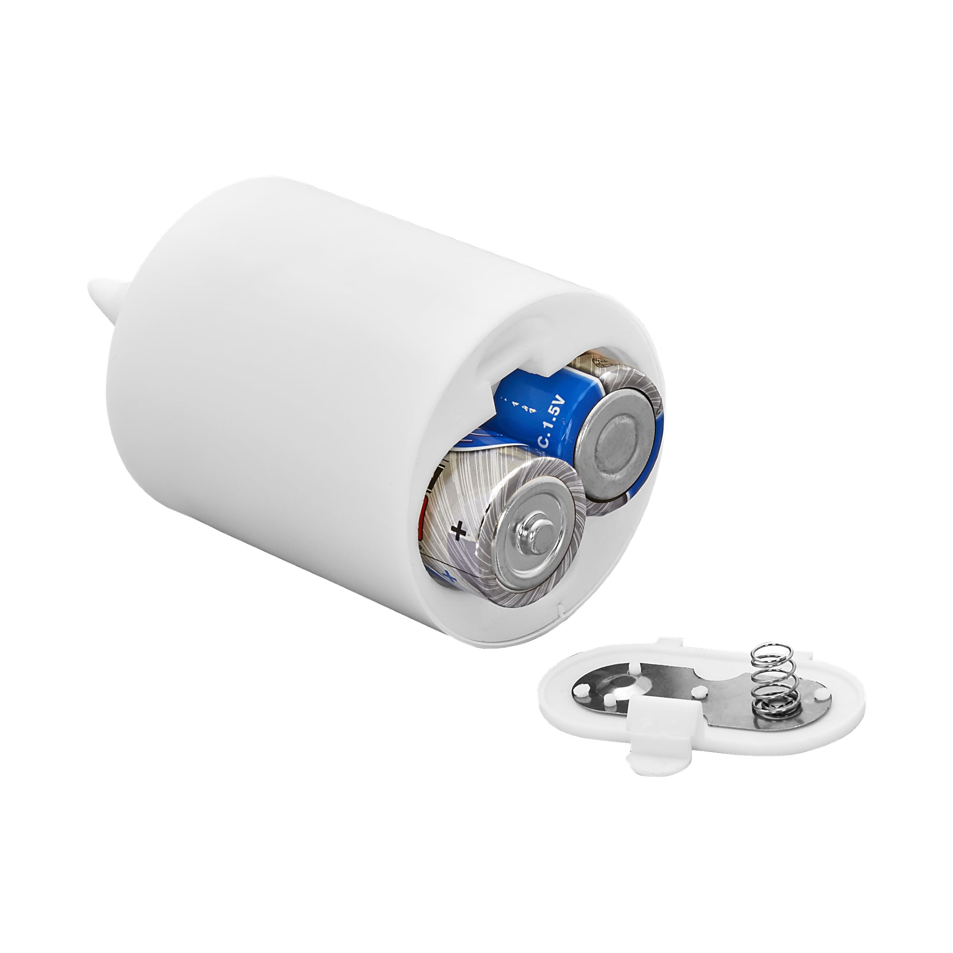 Det vita cylindriska batterifacket för Menuett Grave-lampans LED är öppet och avslöjar tre AA-batterier inuti. Det avtagna locket visas i närheten, med en metallfjäder och kontakt, och batteripolerna är tydligt synliga.