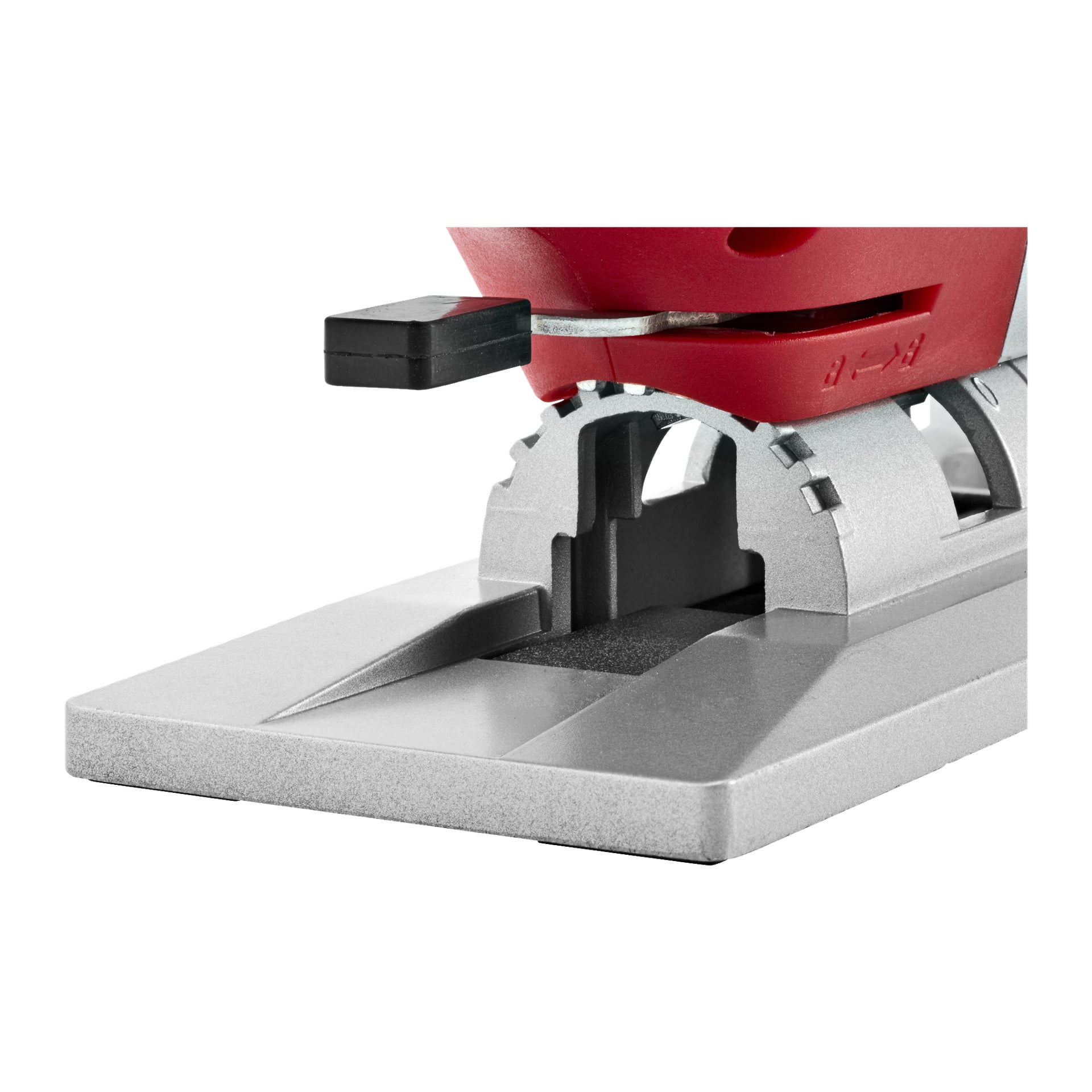 Detaljerad vy som visar metallbottenplattan och justeringsmekanismen på Meec Tools Multiseries Jigsaw JS-18V HOME 300, med framhävning av dess röda övre sektion och svarta justeringsspaken.