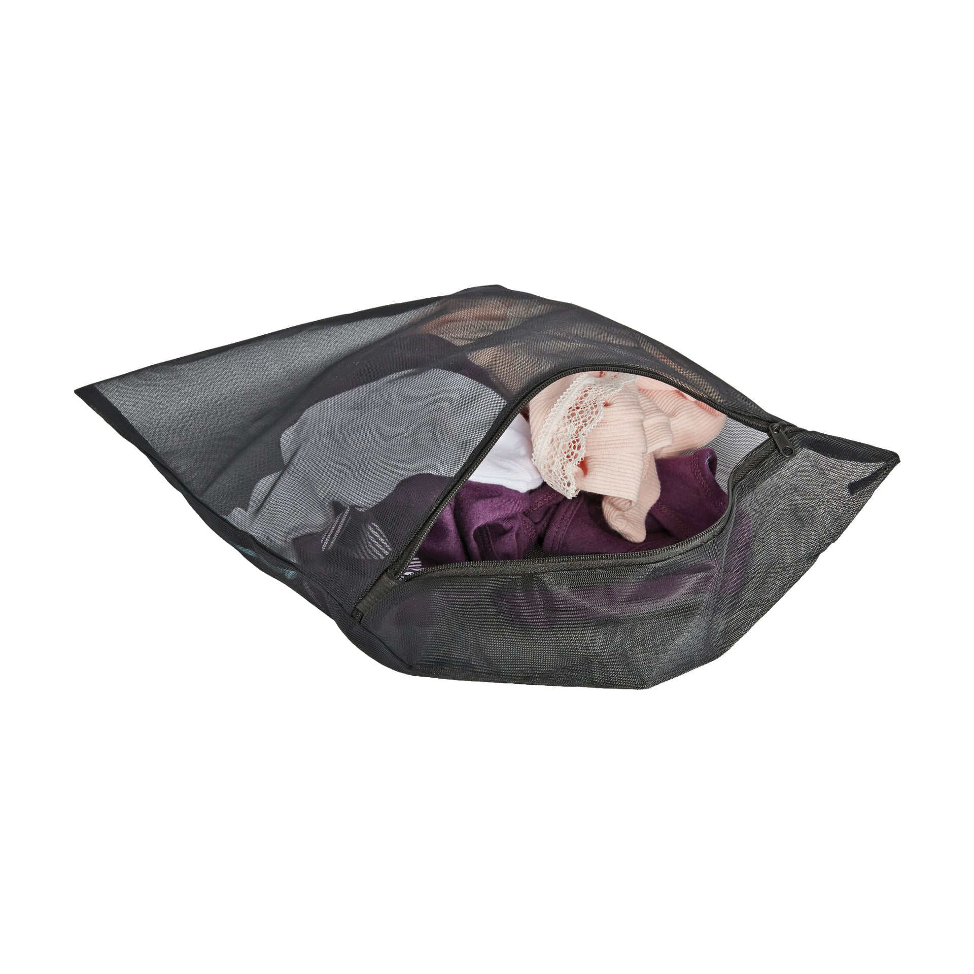 En delvis åpen 2-pakning med svarte nettingposer fra Menuett Laundry inneholder brettede klær i nyanser av rosa, lilla og hvitt.