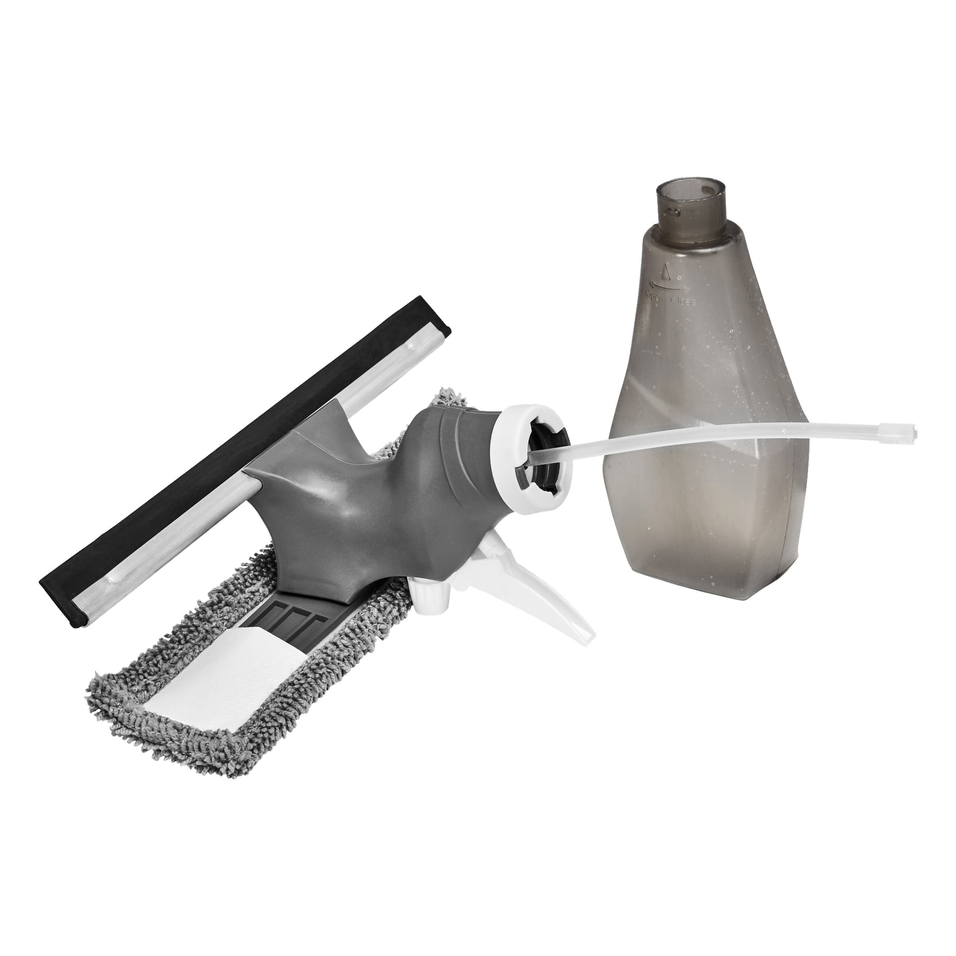 En Menuett 3-i-1 fönsterputsare med grått sprayhandtag, svart skrapblad och mikrofiberdyna står bredvid en genomskinlig plastsprayflaska som är delvis fylld.