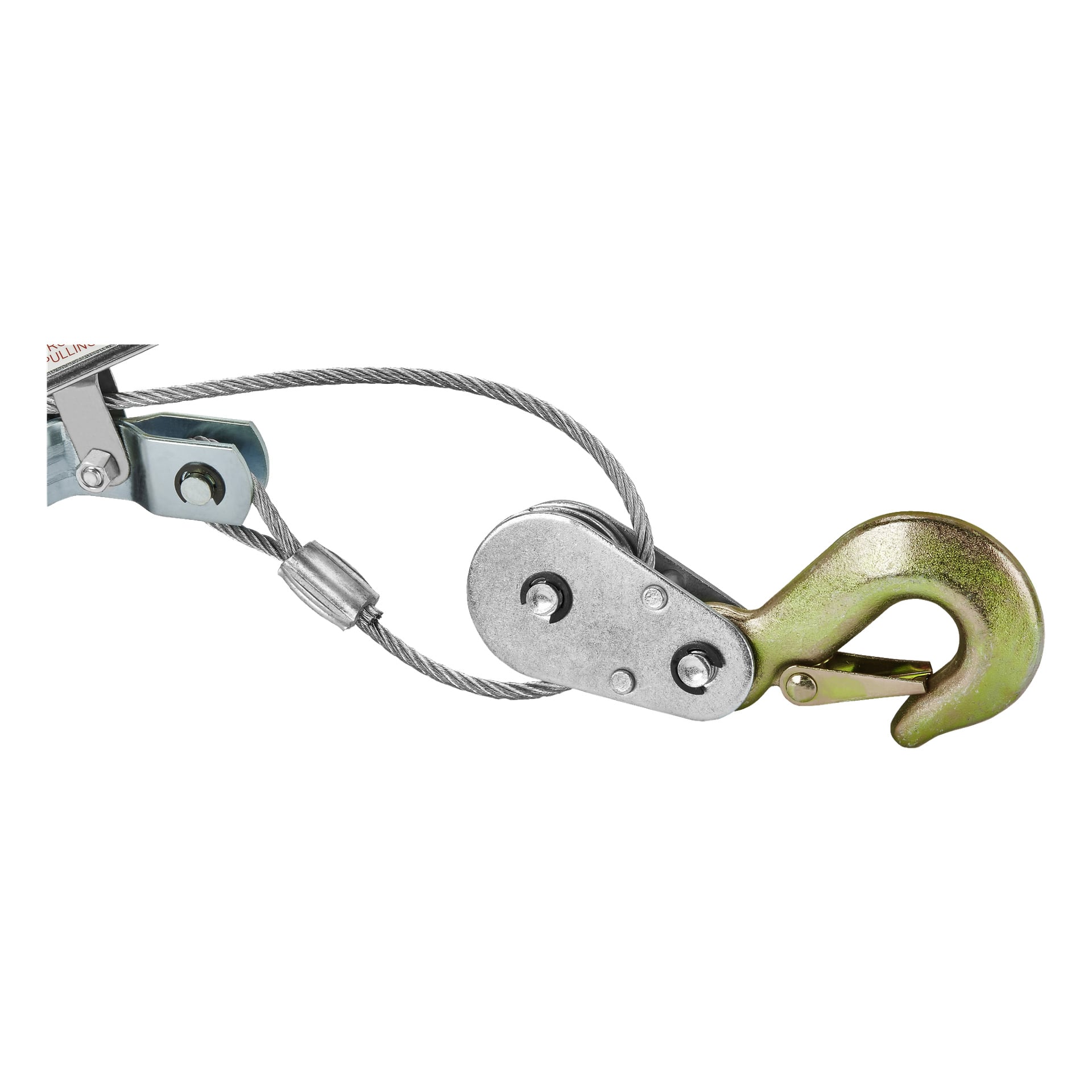 En närbild av Hamron Pull Winch visar dess metallkabel som träs genom en trissa och är fäst vid en stor guldfärgad krok med säkerhetslås.
