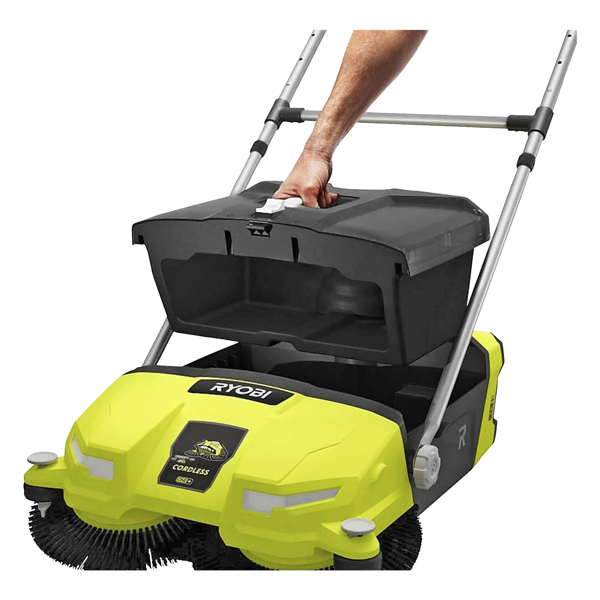 Eine Hand öffnet das Mülltonnenfach der gelb-schwarzen Ryobi One+ Sweepers R18SW3-0, wodurch das Innere sichtbar wird. Der Kehrer hat zwei vorne drehende Bürsten und einen starken Metallgriff.