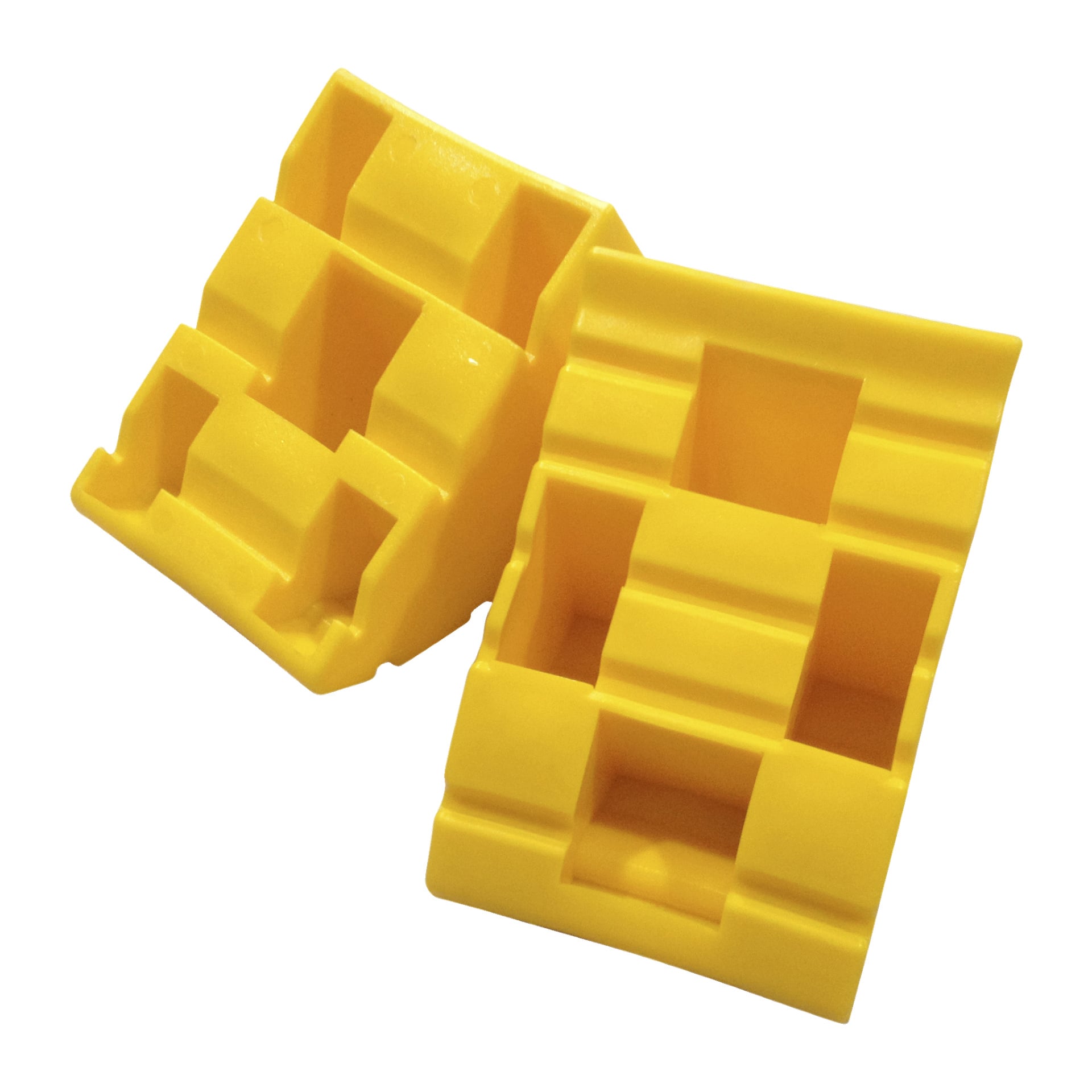 Hamron Level Blocks 2 Pack: Ett par gula plastblock med flera spår och spår, skapade för att stabilisera och jämna ut fordon eller släp på ojämn mark.