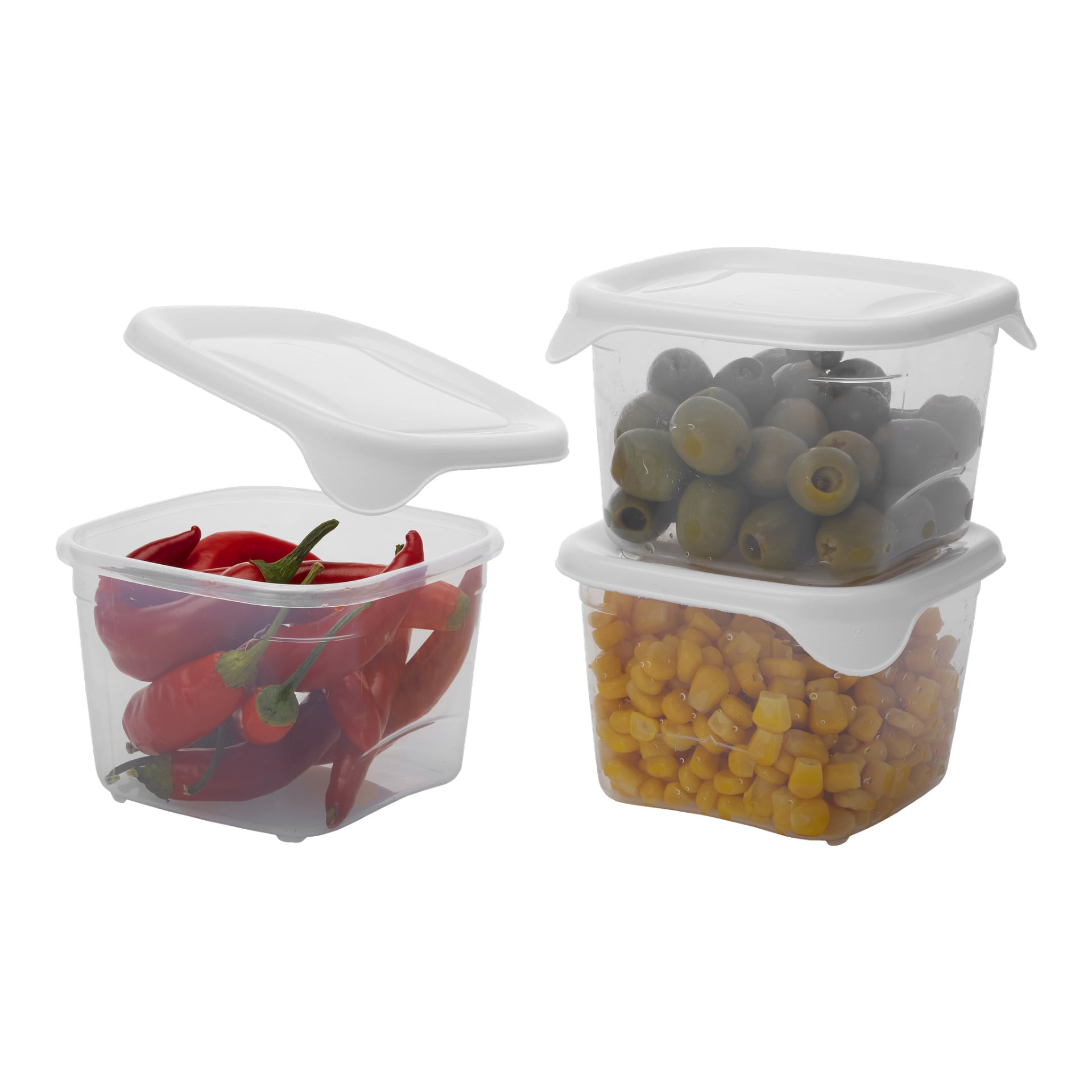 Tre transparenta plastlunchlådor från Menuett med vita lock visas upp. En lunchlåda är fylld med röda chilipeppar, en annan med gröna oliver, och den tredje innehåller gul majs. Två lådor är staplade tillsammans, medan ett lock är öppet.