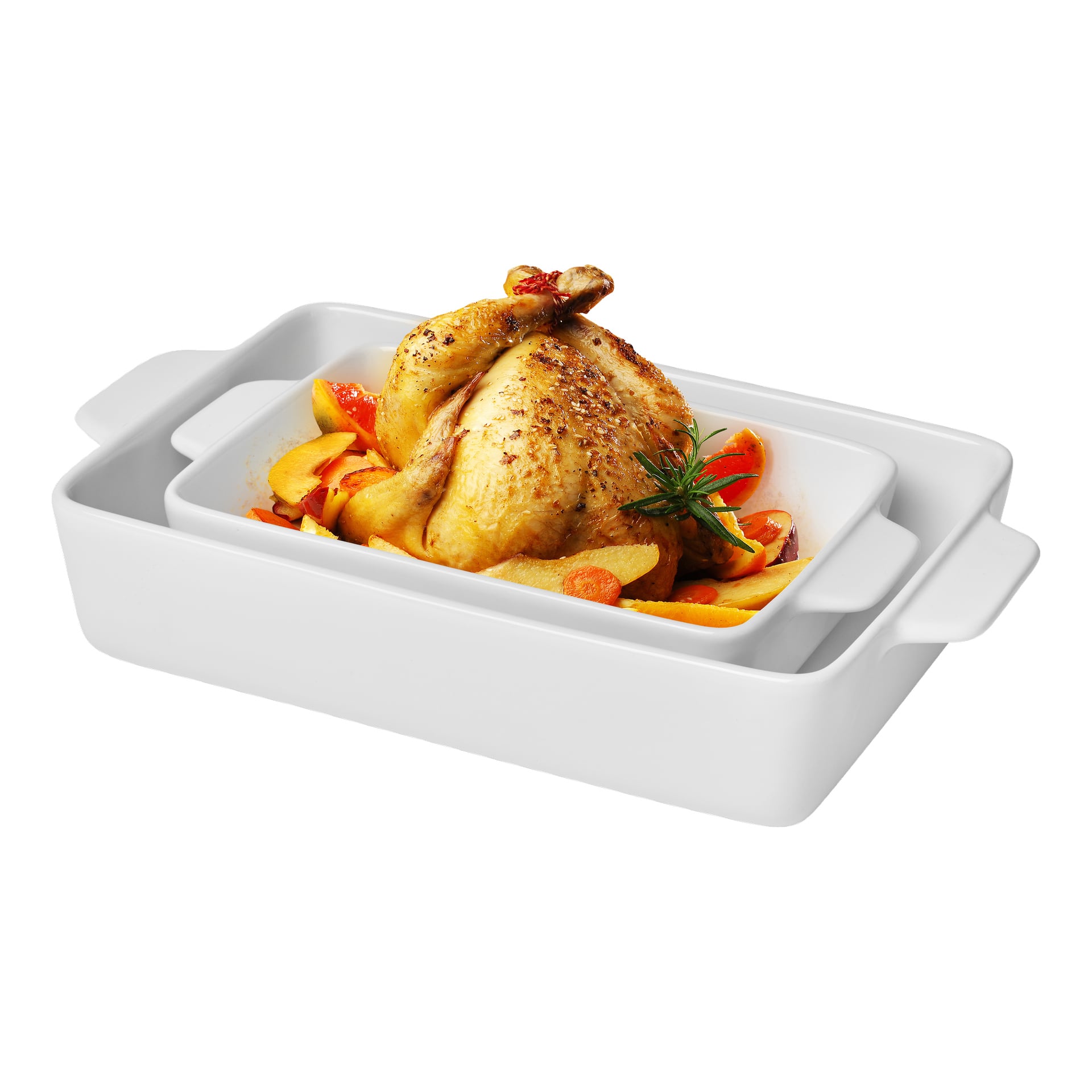 Kokonainen paahdettu kana yrteillä on vihannesten päällä valkoisessa astiassa, joka on toisen valkoisen astian sisällä Menuett Ovenware 2 -pakkauksesta.