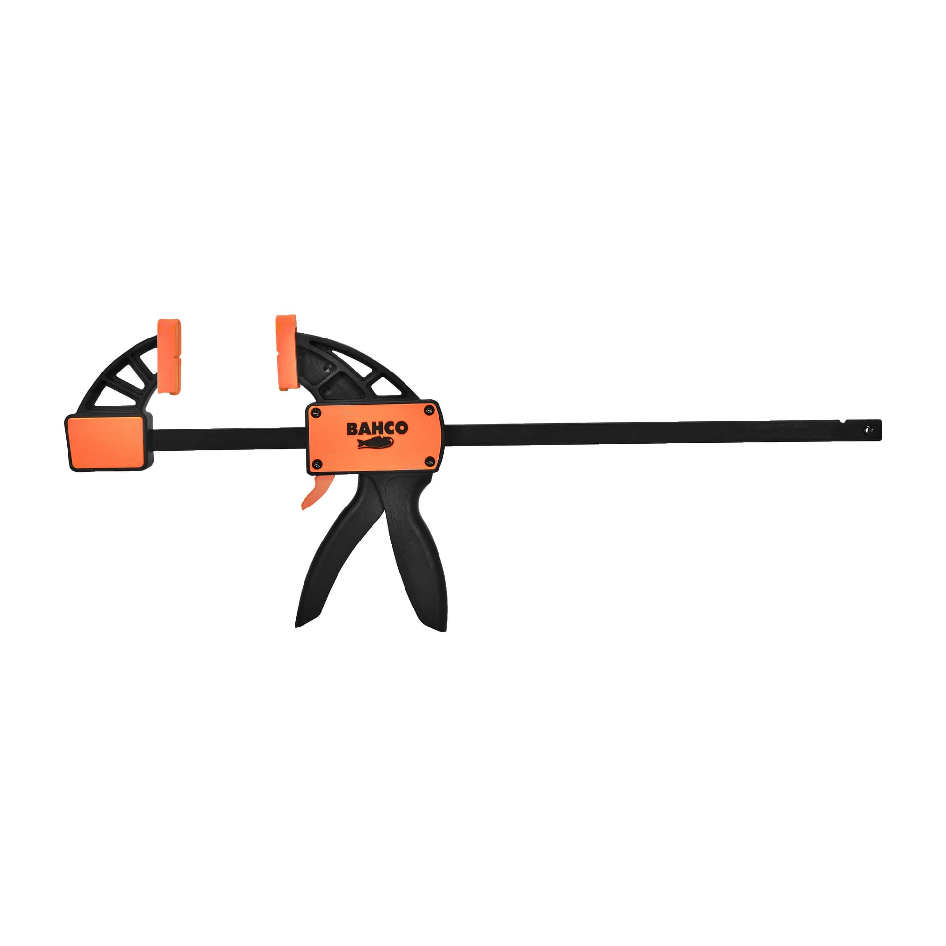 Bahco Quick Clamp QC-300A prezentuje czarno-pomarańczowe części, posiada uchwyt w stylu pistoletowym, regulowane szczęki zaciskowe oraz wydłużony drążek przesuwany, zaprojektowany do mocnego utrzymywania różnych materiałów na miejscu.