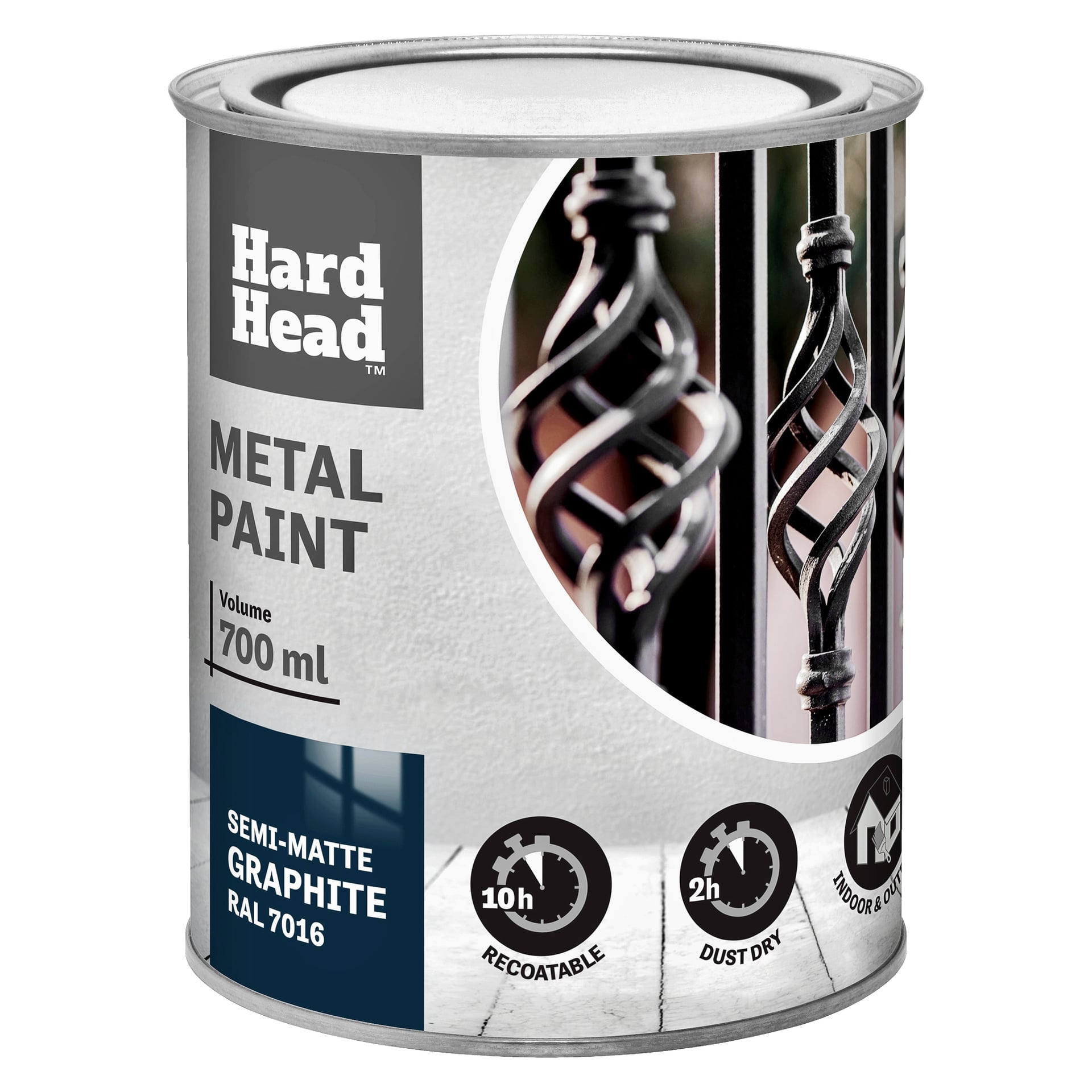 700 ml purkki Hard Head Metal -maalia puolimattaisesta grafiitista, RAL 7016. Etiketissä lukee: Sisä- ja ulkokäyttöön. Pölykuivaa 2 tunnissa. Pinnoita uudelleen 10 tunnin jälkeen. Etiketissä on kuvia metallityöstä.