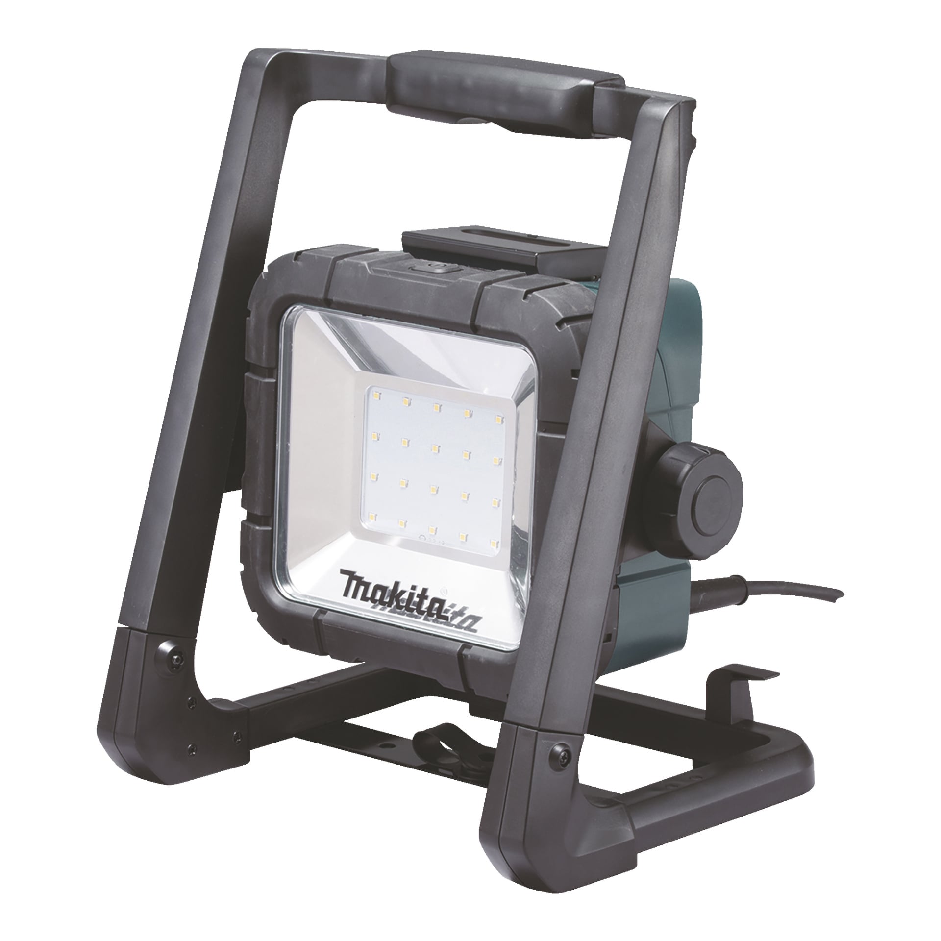 Makita DEADML805 Floodlight är en portabel LED-arbetslampa med en hållbar svart ram, ett greppvänligt handtag, klar Makita-märkning, en ansluten strömkabel och flera små LED-lampor framtill.